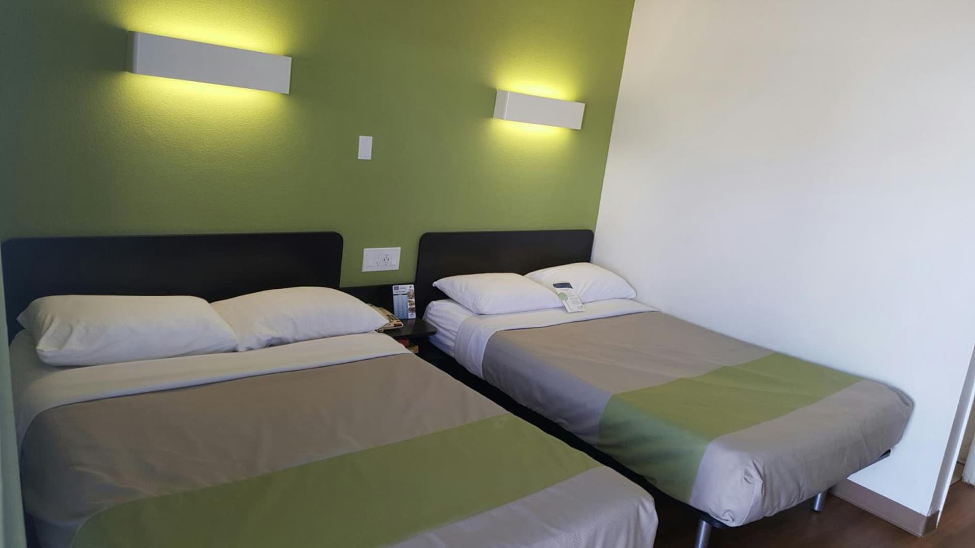 Motel 6-El Paso, TX - West gallery photo in El Paso, TX — image 35