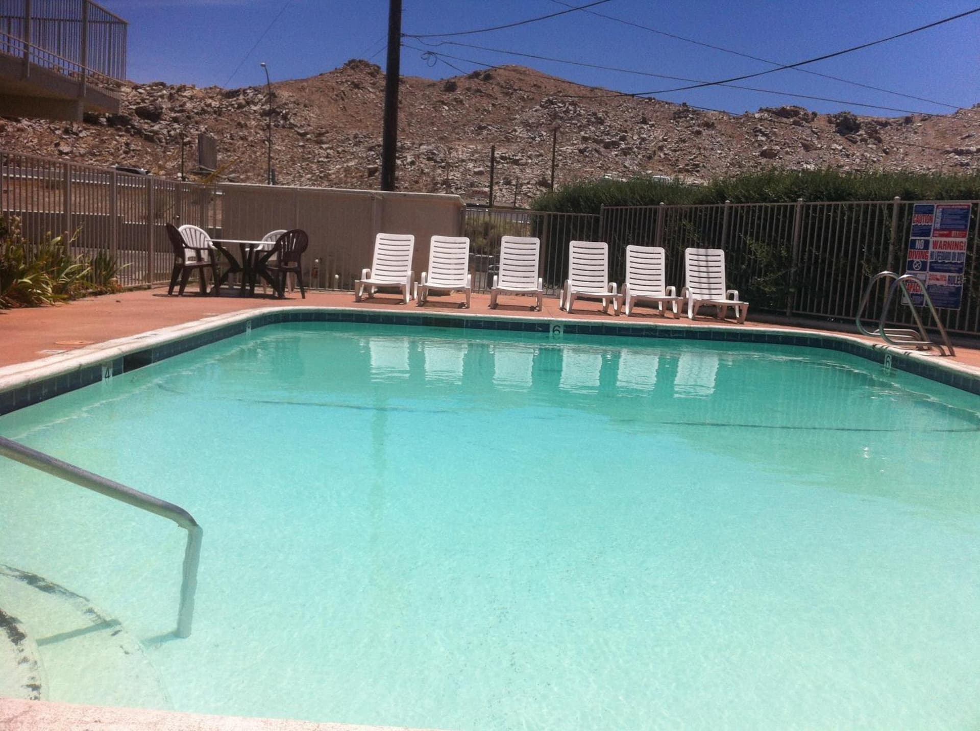 Hilltop Inn & Suites gallery photo in Victorville, CA — image 32