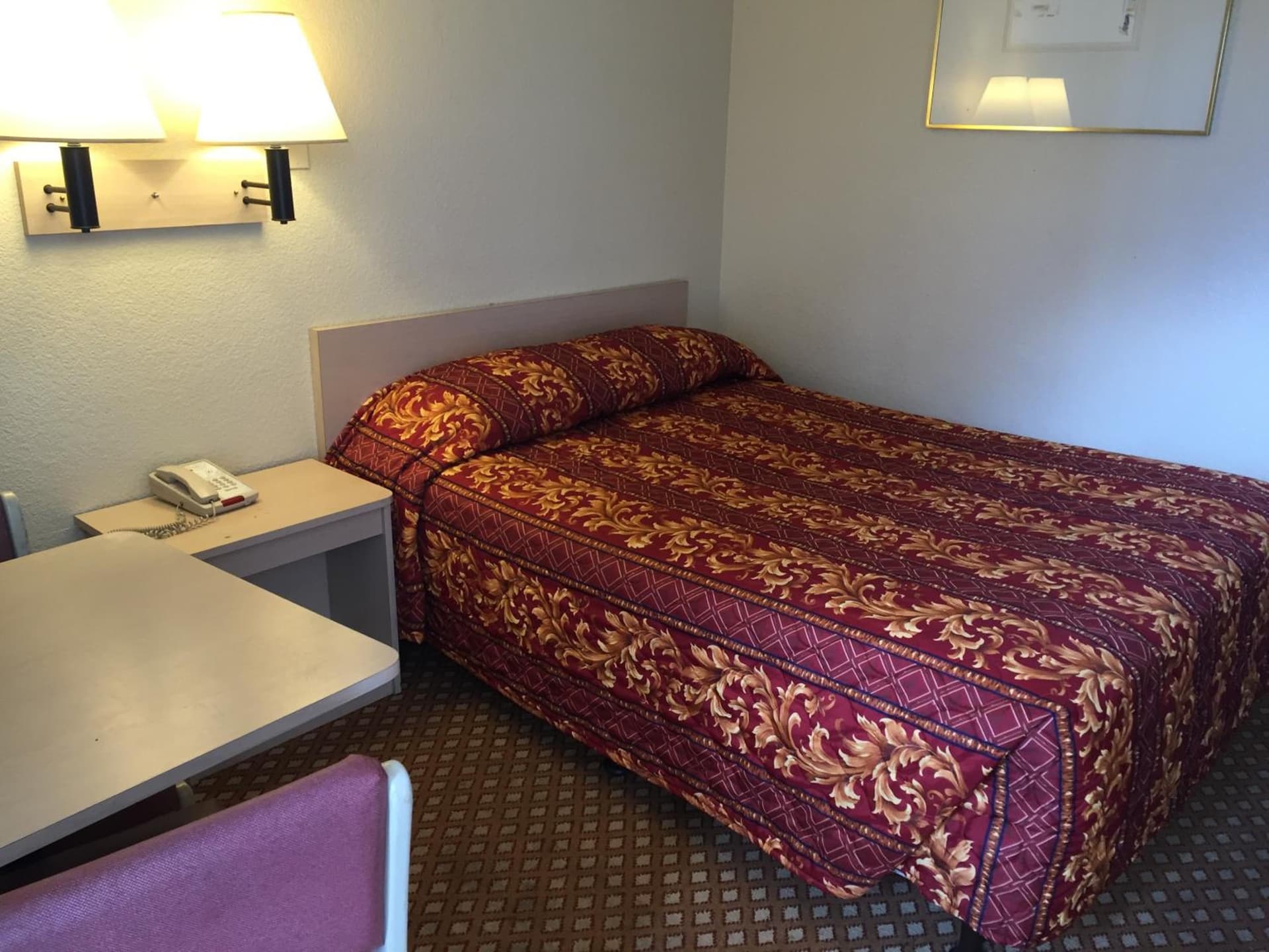 Hilltop Inn & Suites gallery photo in Victorville, CA — image 12