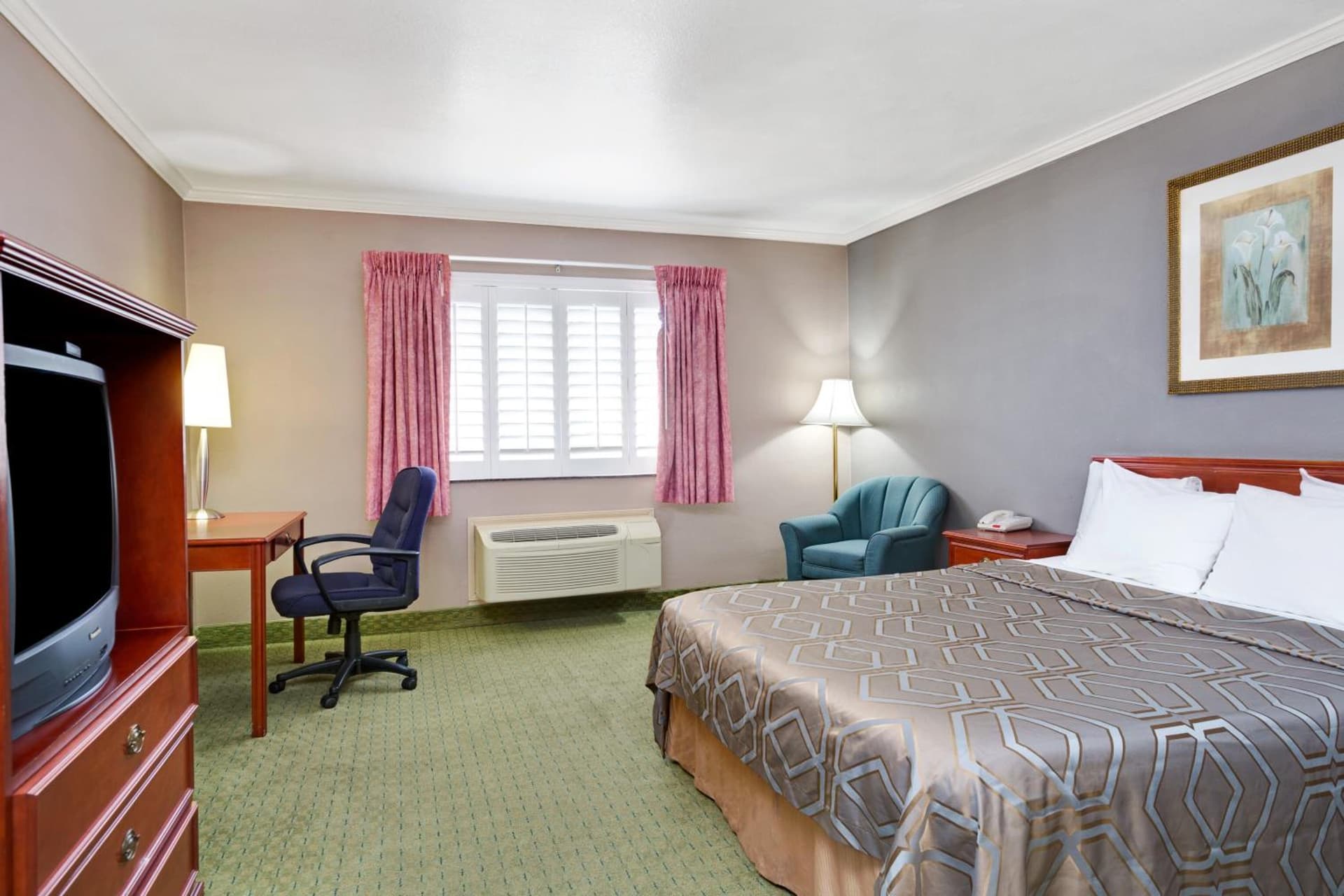 Days Inn by Wyndham West Covina property views in West Covina, CA — gallery photo 3