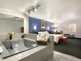 Days Inn by Wyndham West Covina gallery photo in West Covina, CA — image 8