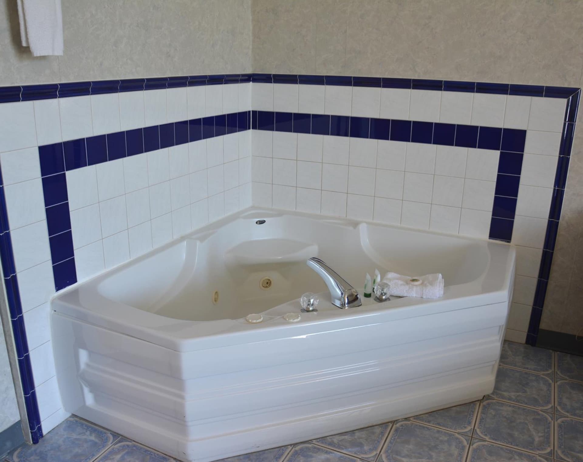 Travelodge by Wyndham Milwaukee gallery photo in Milwaukee, WI — image 41