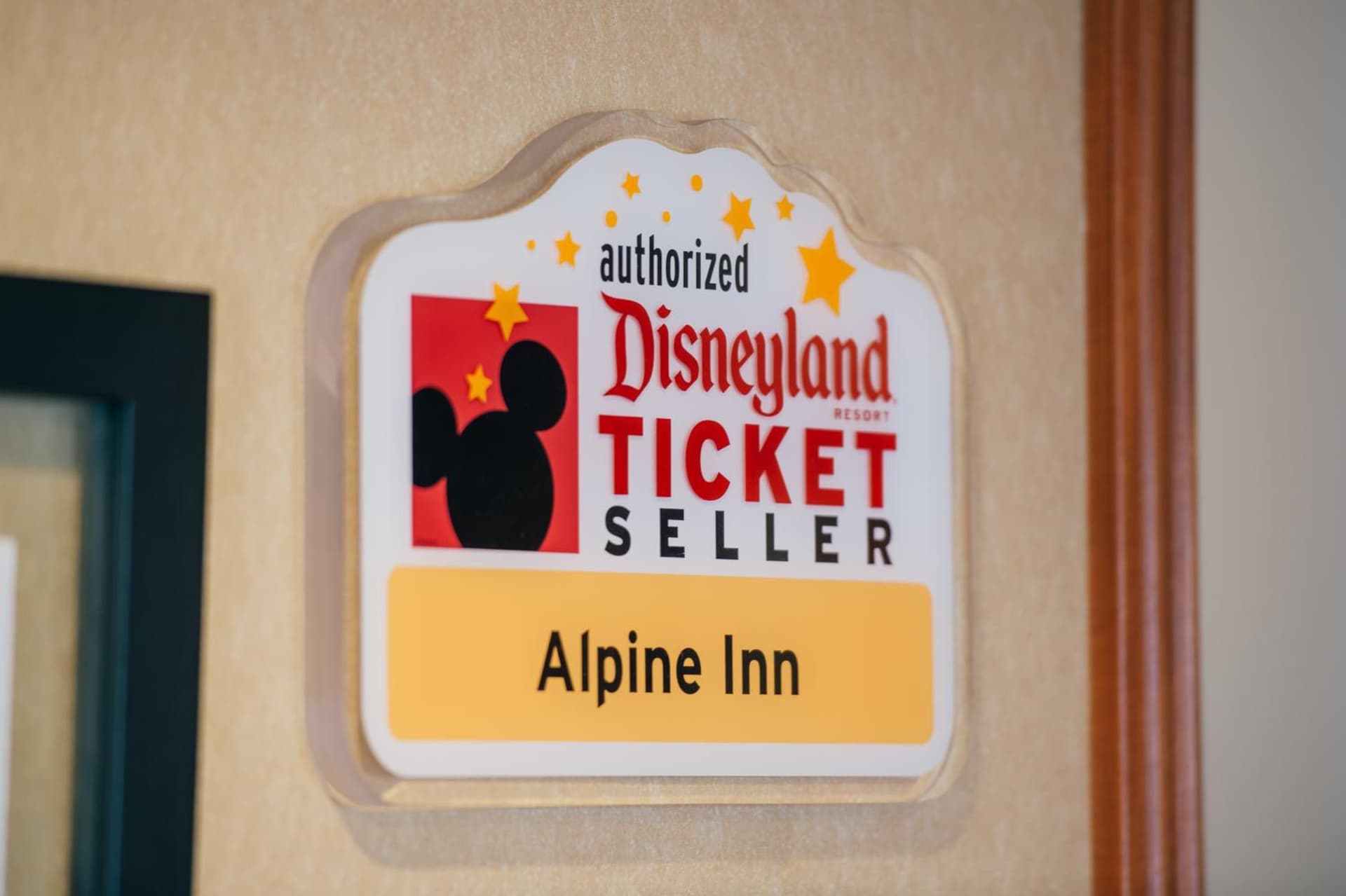 Alpine Inn near Convention Center and the Park gallery photo in Anaheim, CA — image 29