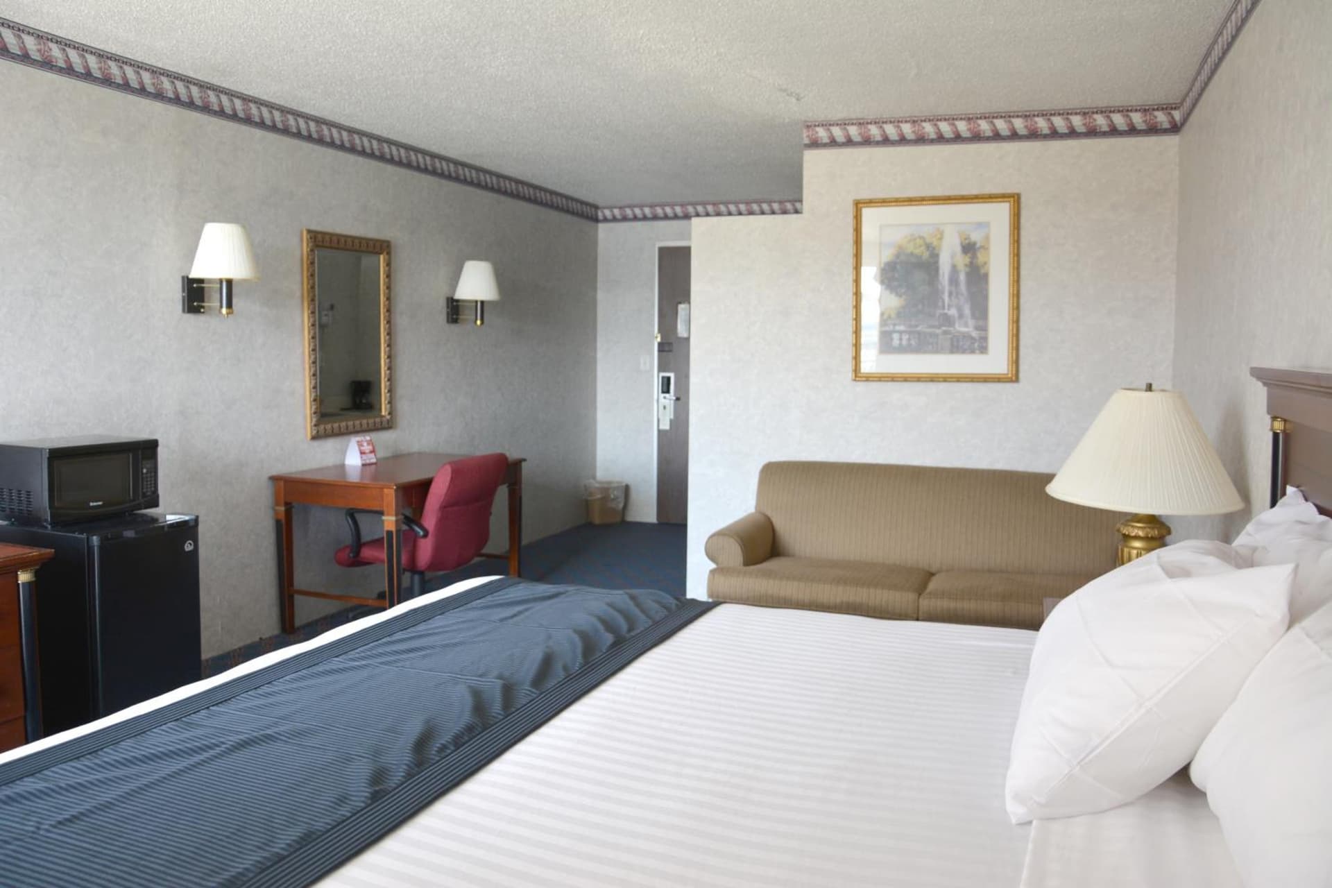 Travelodge by Wyndham Milwaukee gallery photo in Milwaukee, WI — image 16