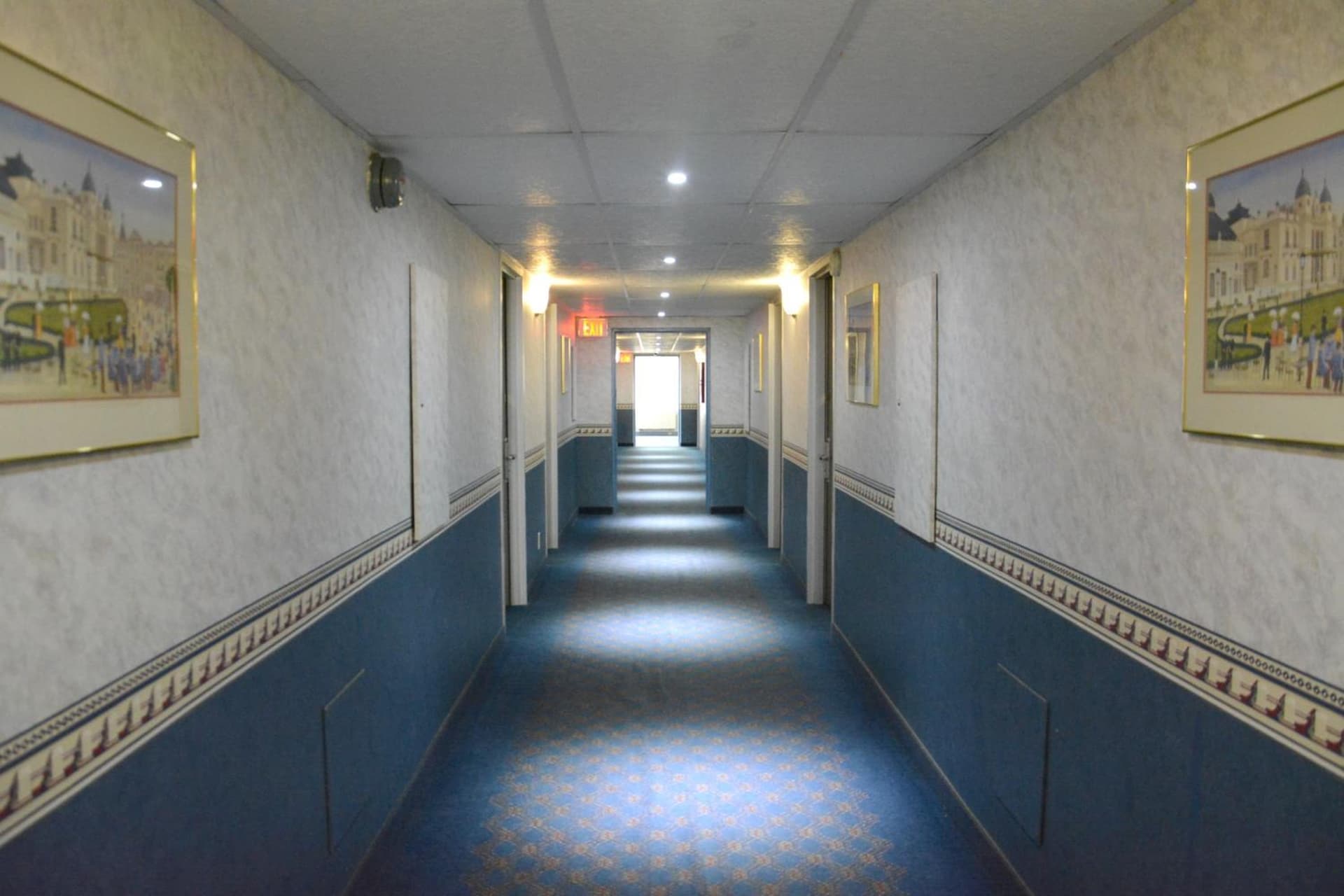 Travelodge by Wyndham Milwaukee gallery photo in Milwaukee, WI — image 23