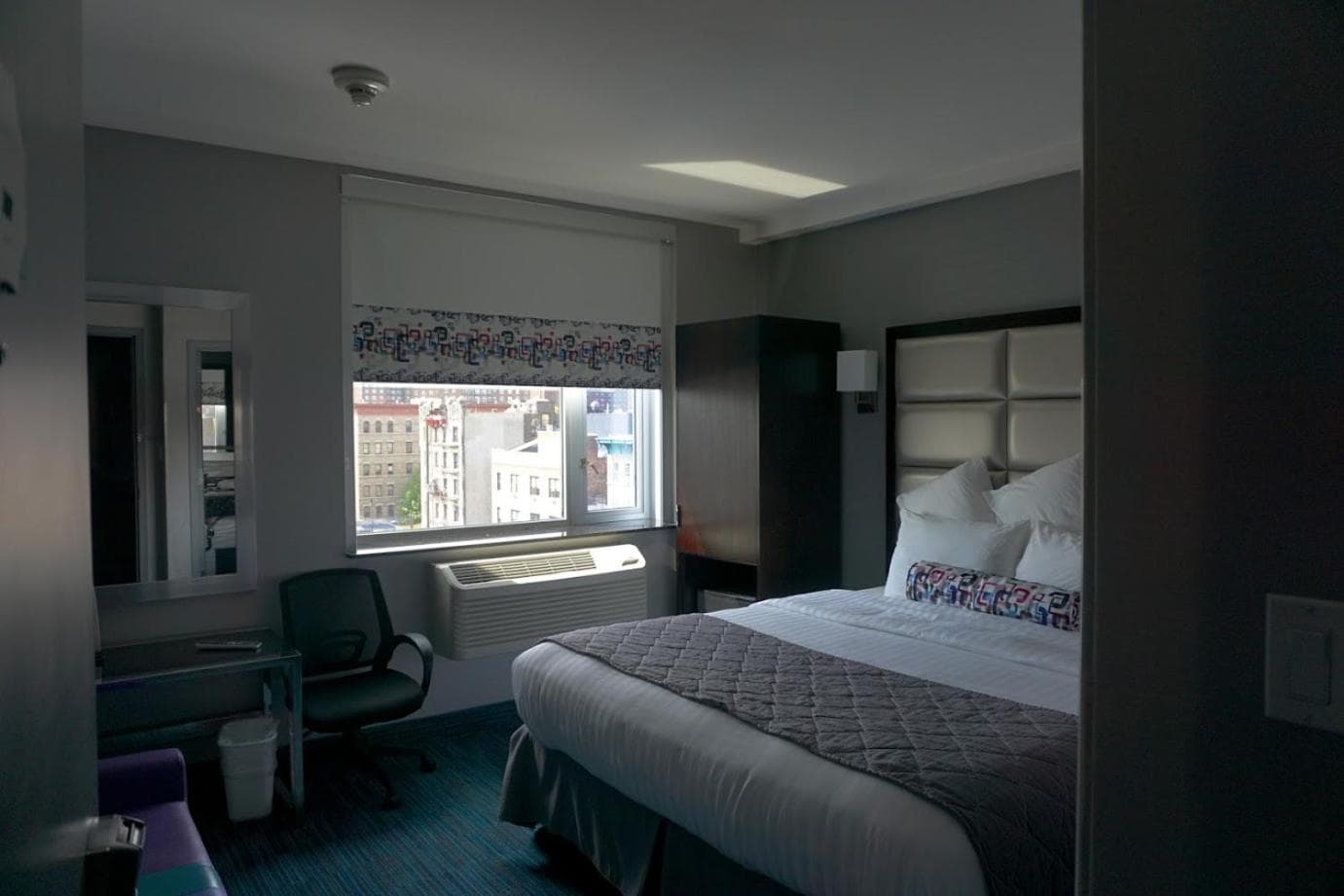 Umbrella Hotel gallery photo in Bronx, NY — image 7
