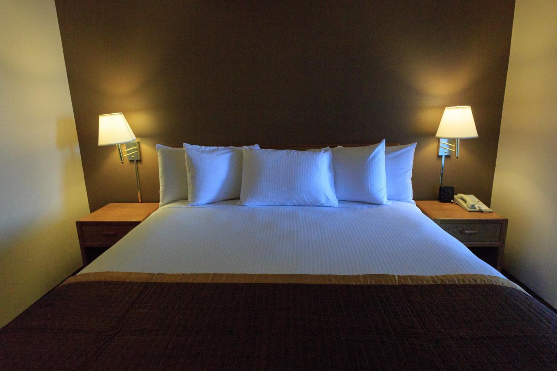 New Victorian Inn & Suites Lincoln gallery photo in Lincoln, NE — image 27