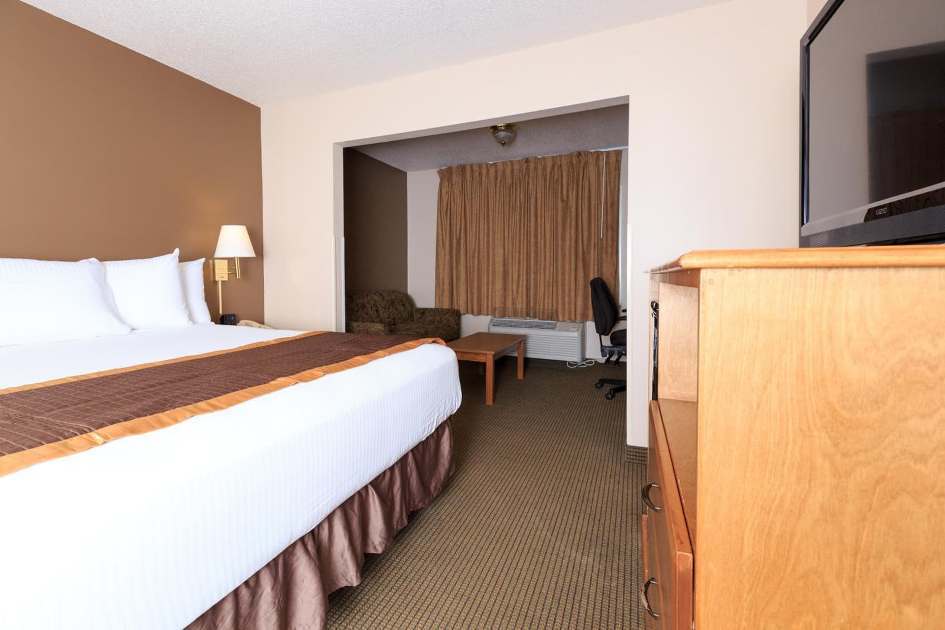 New Victorian Inn & Suites Lincoln gallery photo in Lincoln, NE — image 34