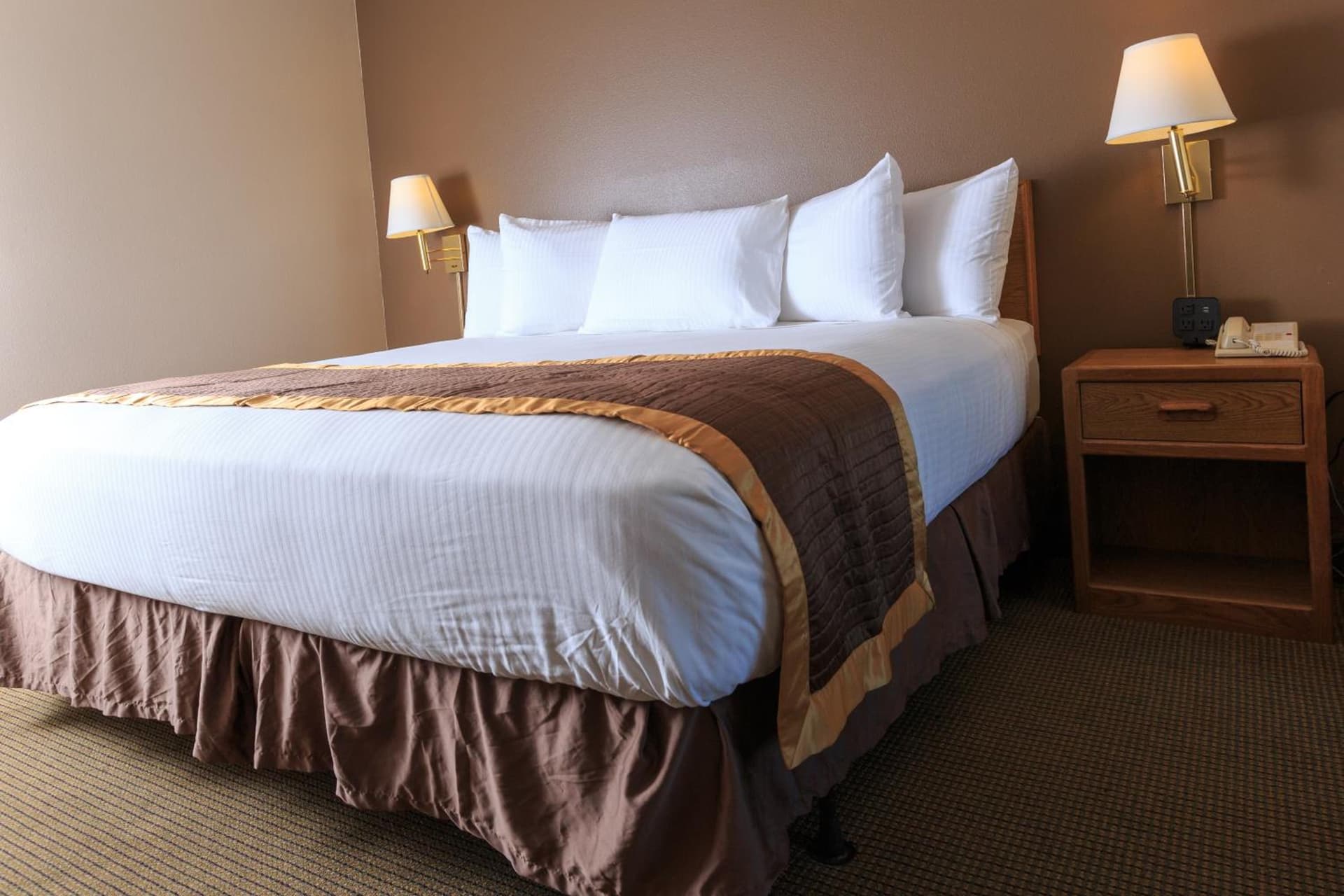 New Victorian Inn & Suites Lincoln gallery photo in Lincoln, NE — image 30
