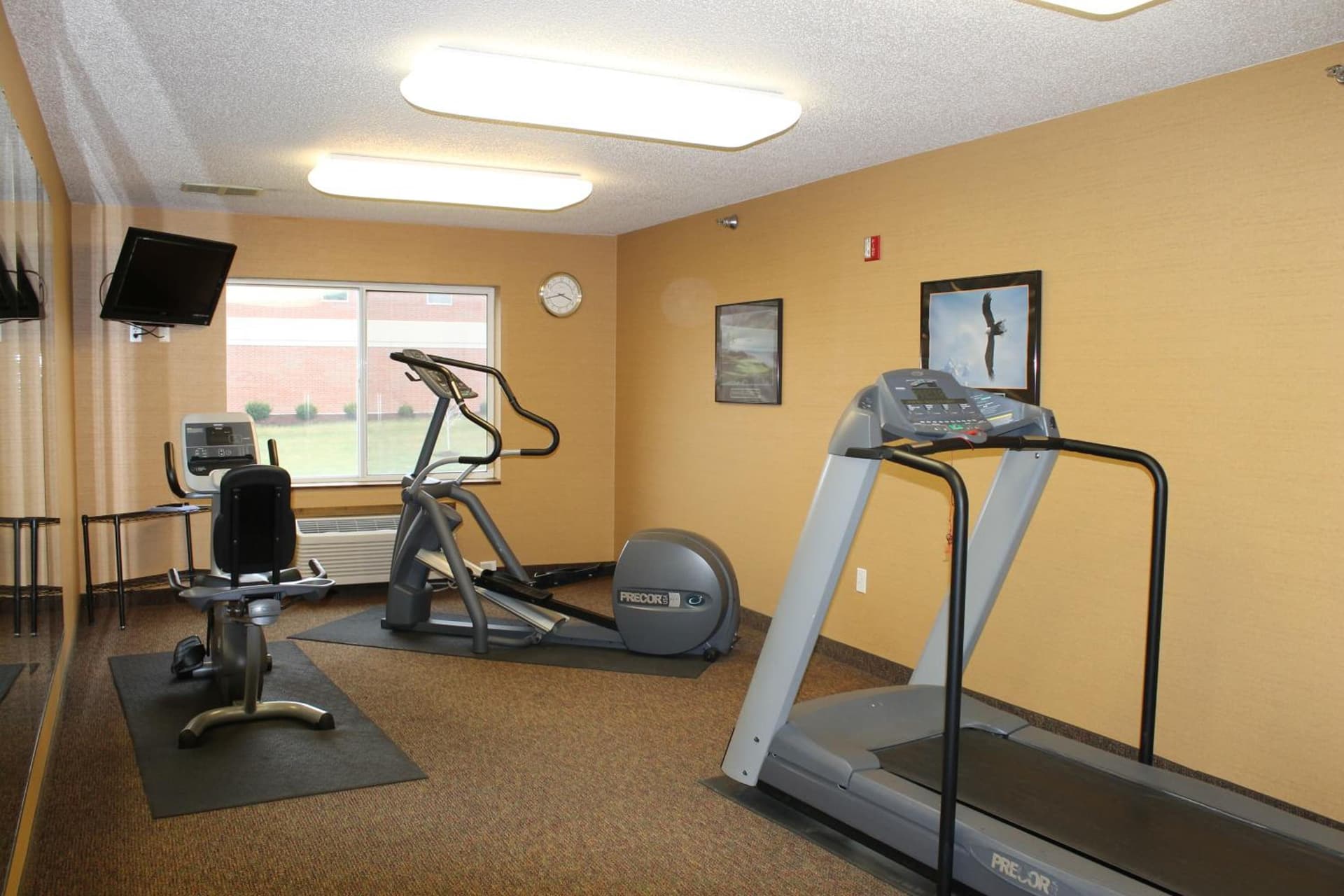 New Victorian Inn & Suites Lincoln gallery photo in Lincoln, NE — image 31