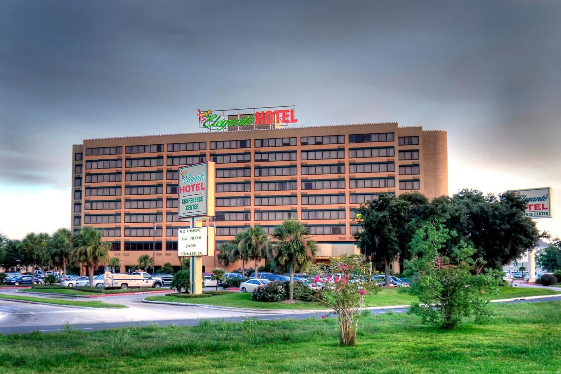 MCM Eleganté Hotel & Conference Center gallery photo in Beaumont, TX — image 19