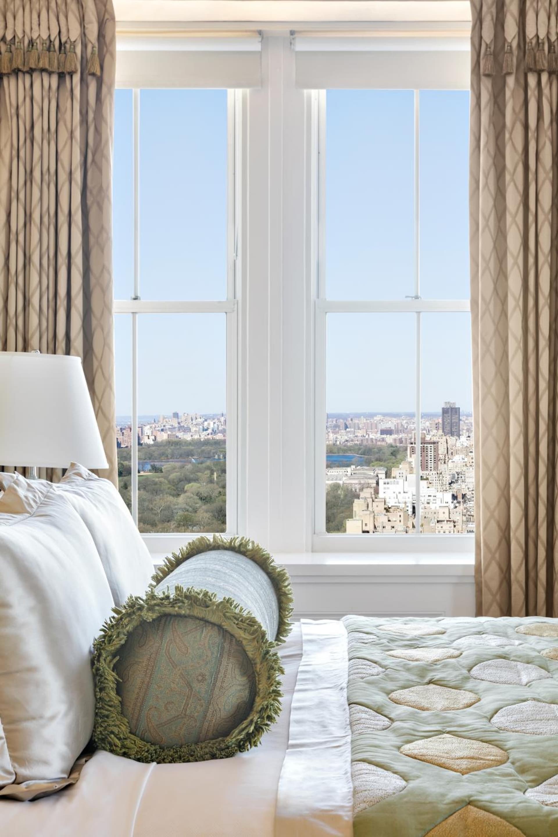 The Pierre, A Taj Hotel, New York gallery photo in New York, NY — image 9