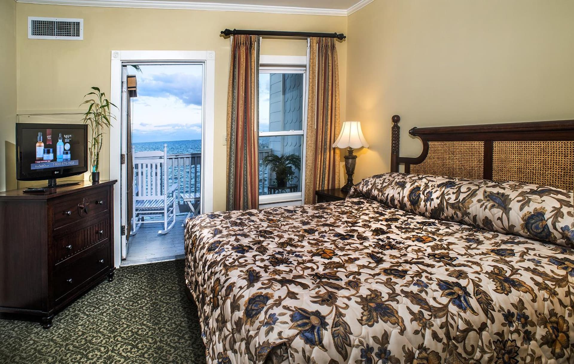 Lighthouse Inn at Aransas Bay gallery photo in Rockport, TX — image 8