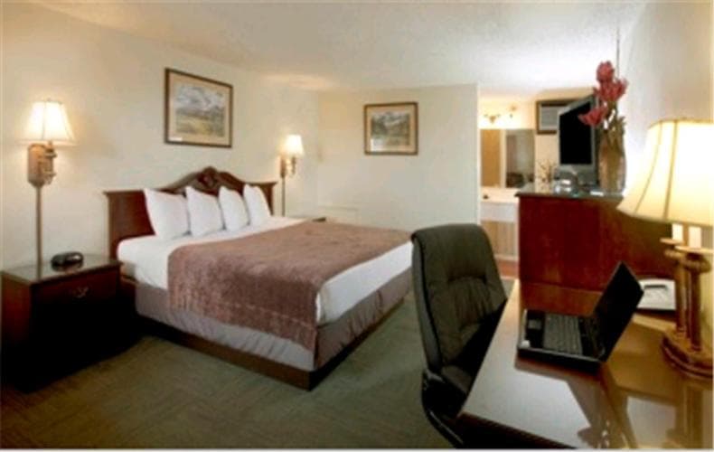 Best Western Torchlite — hotel in Wheatland, Wyoming