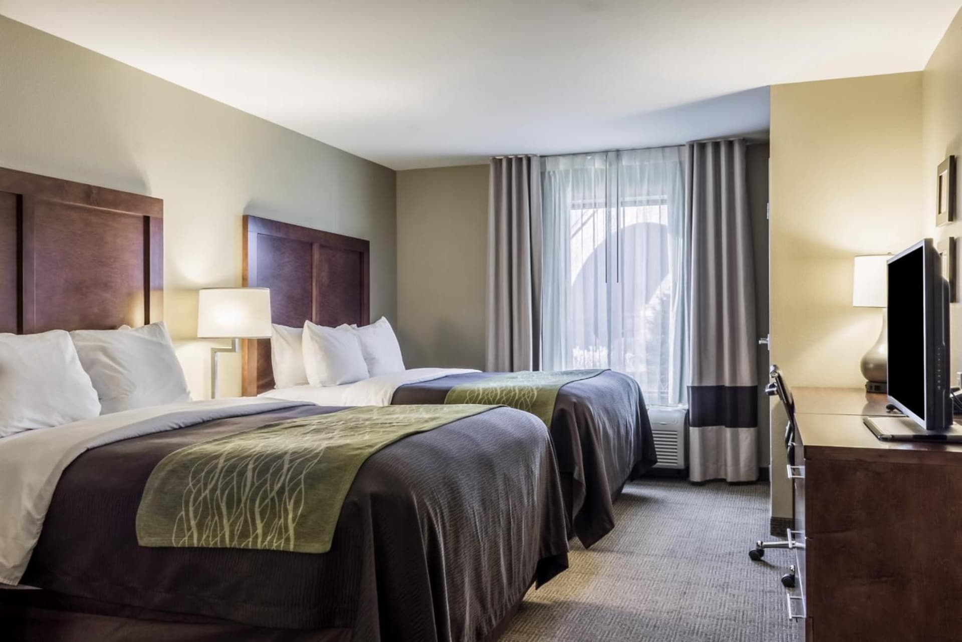 Comfort Inn & Suites Avera Southwest property views in Sioux Falls, SD — gallery photo 3