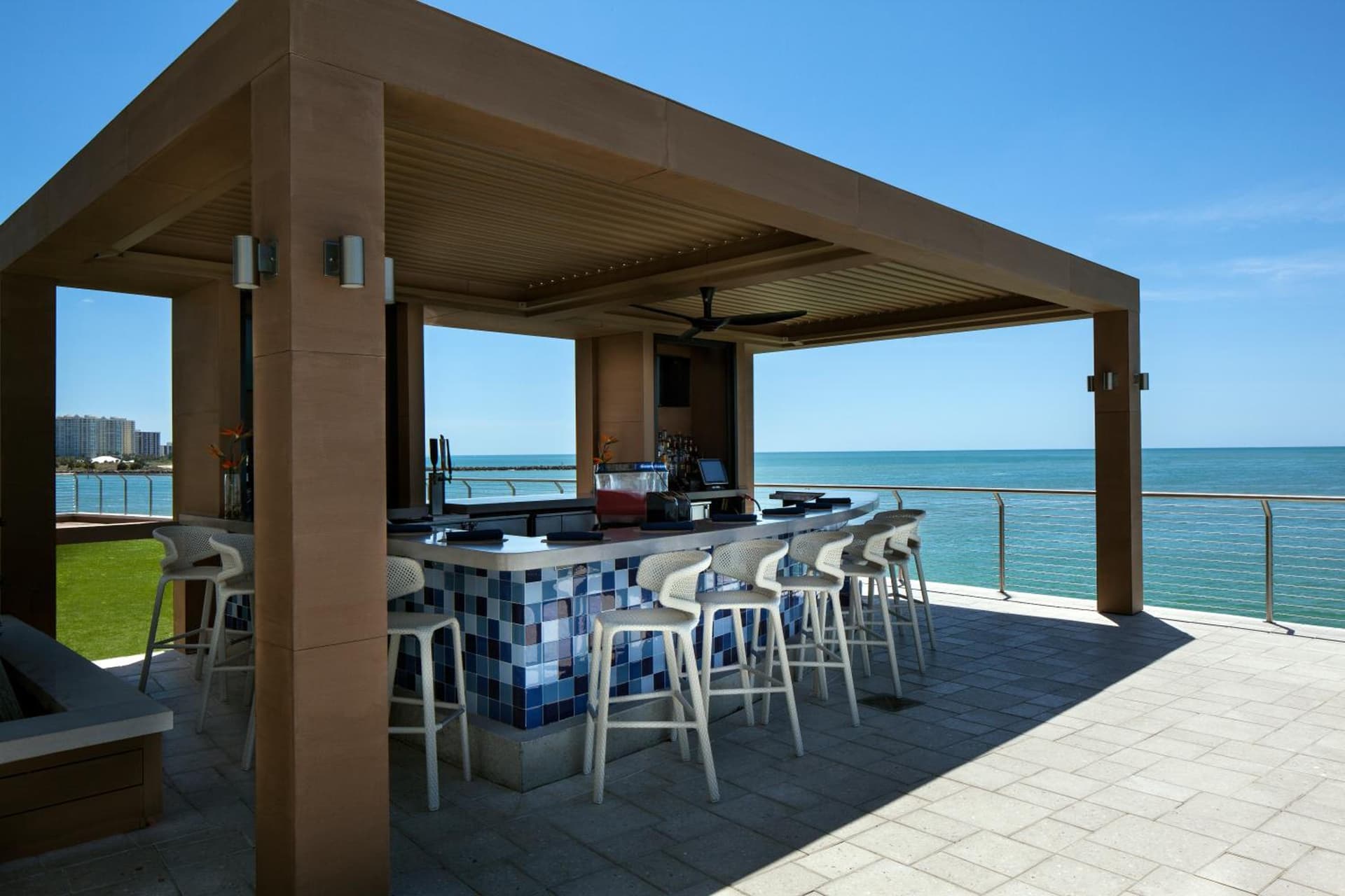 Opal Sands gallery photo in Clearwater Beach, FL — image 23