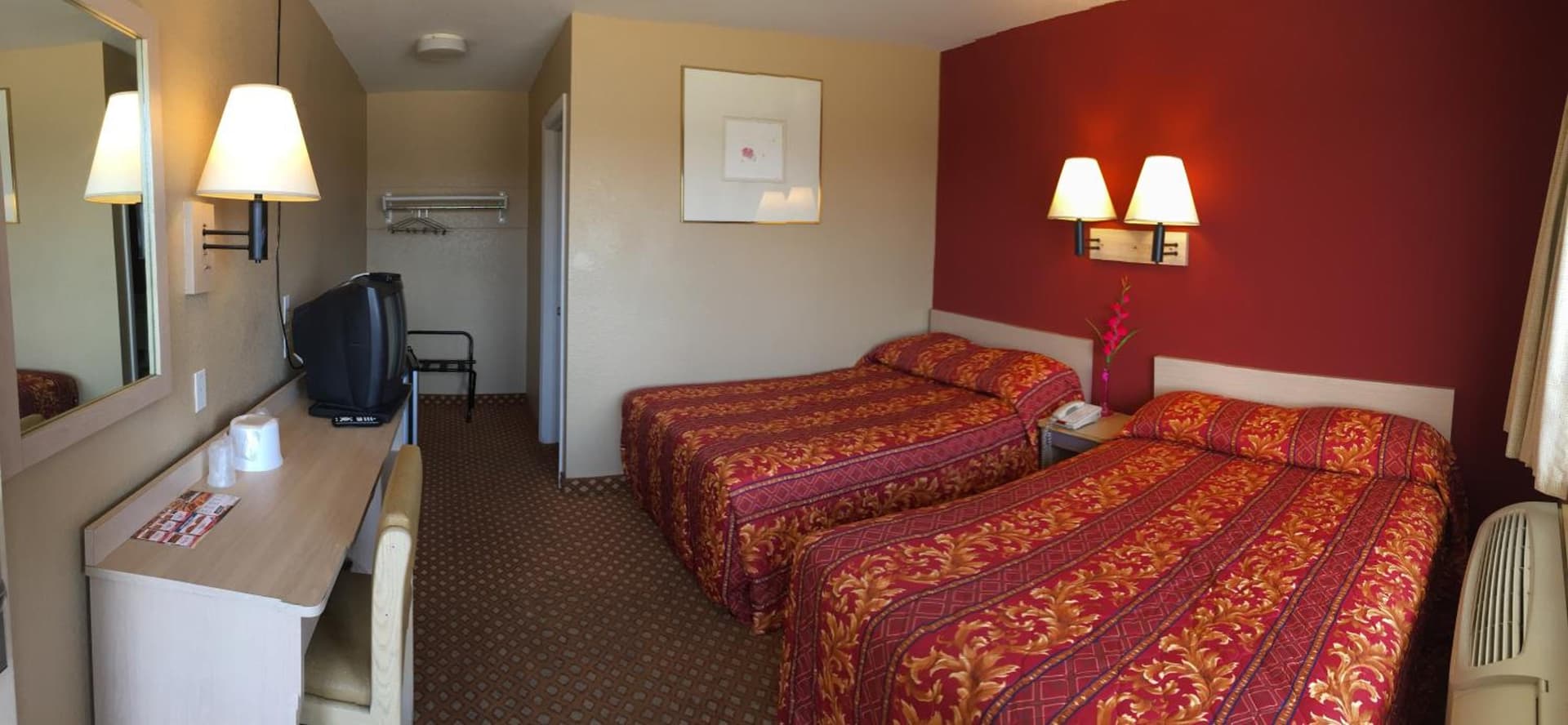 Hilltop Inn & Suites gallery photo in Victorville, CA — image 23