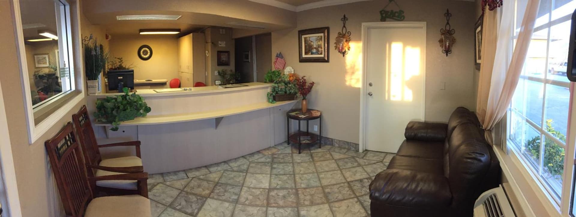 Hilltop Inn & Suites gallery photo in Victorville, CA — image 15