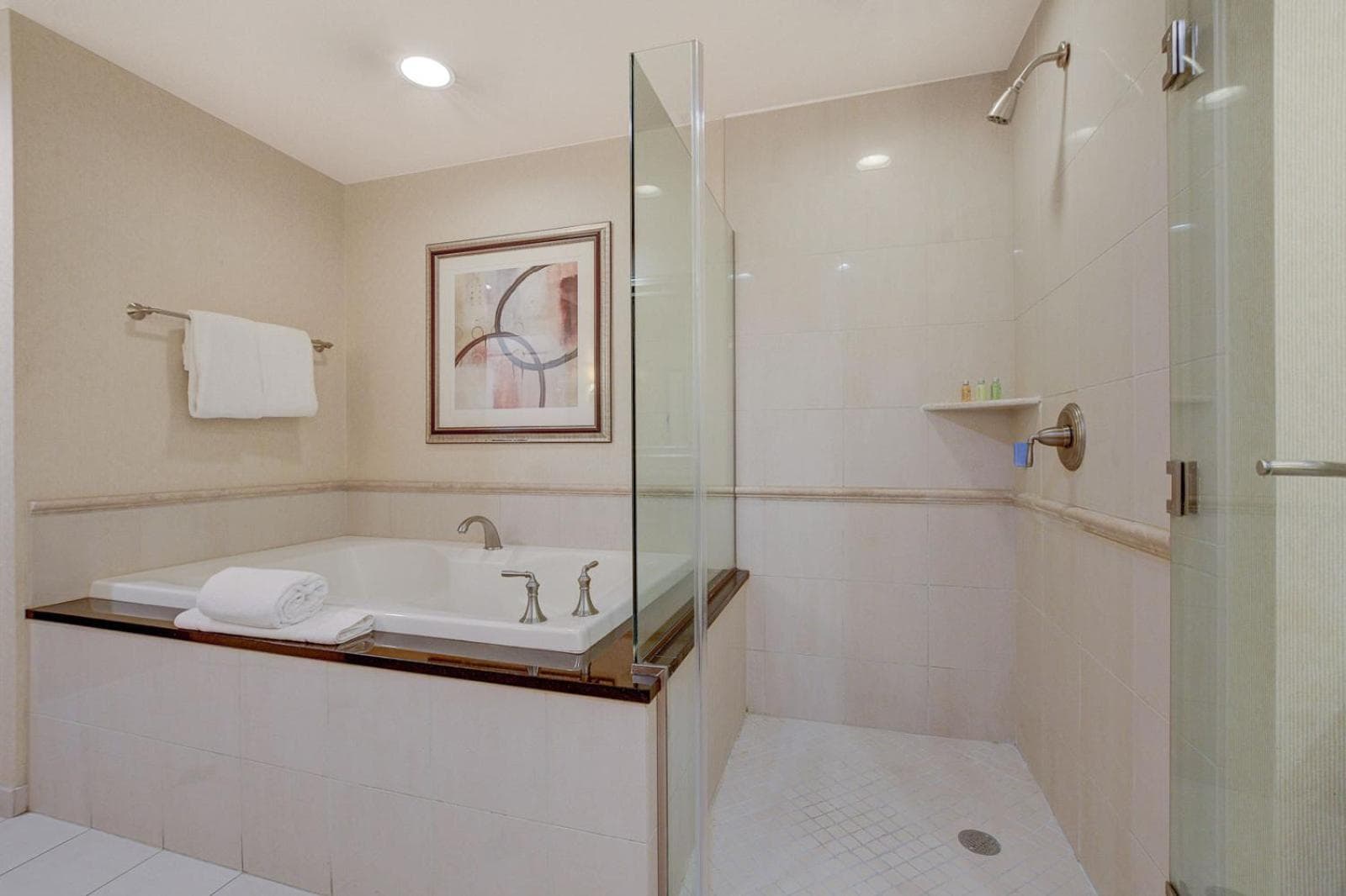 Lumiere Suite at MGM Signature Tower 1 with Balcony 5 MIN WALK FROM F1 GRANDSTAND gallery photo in Paradise, NV — image 48