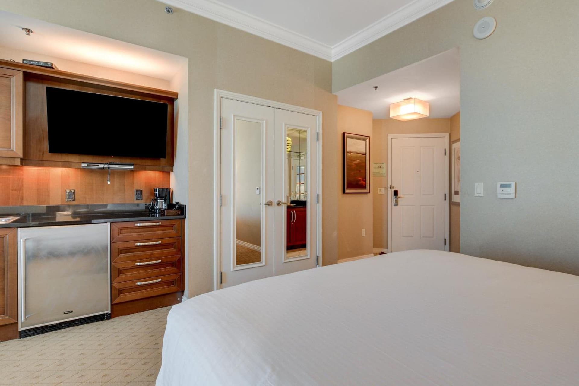 Solstice Studio at MGM Signature Tower 3 BALCONY STRIP VIEW F1 TRACK VIEW gallery photo in Paradise, NV — image 43