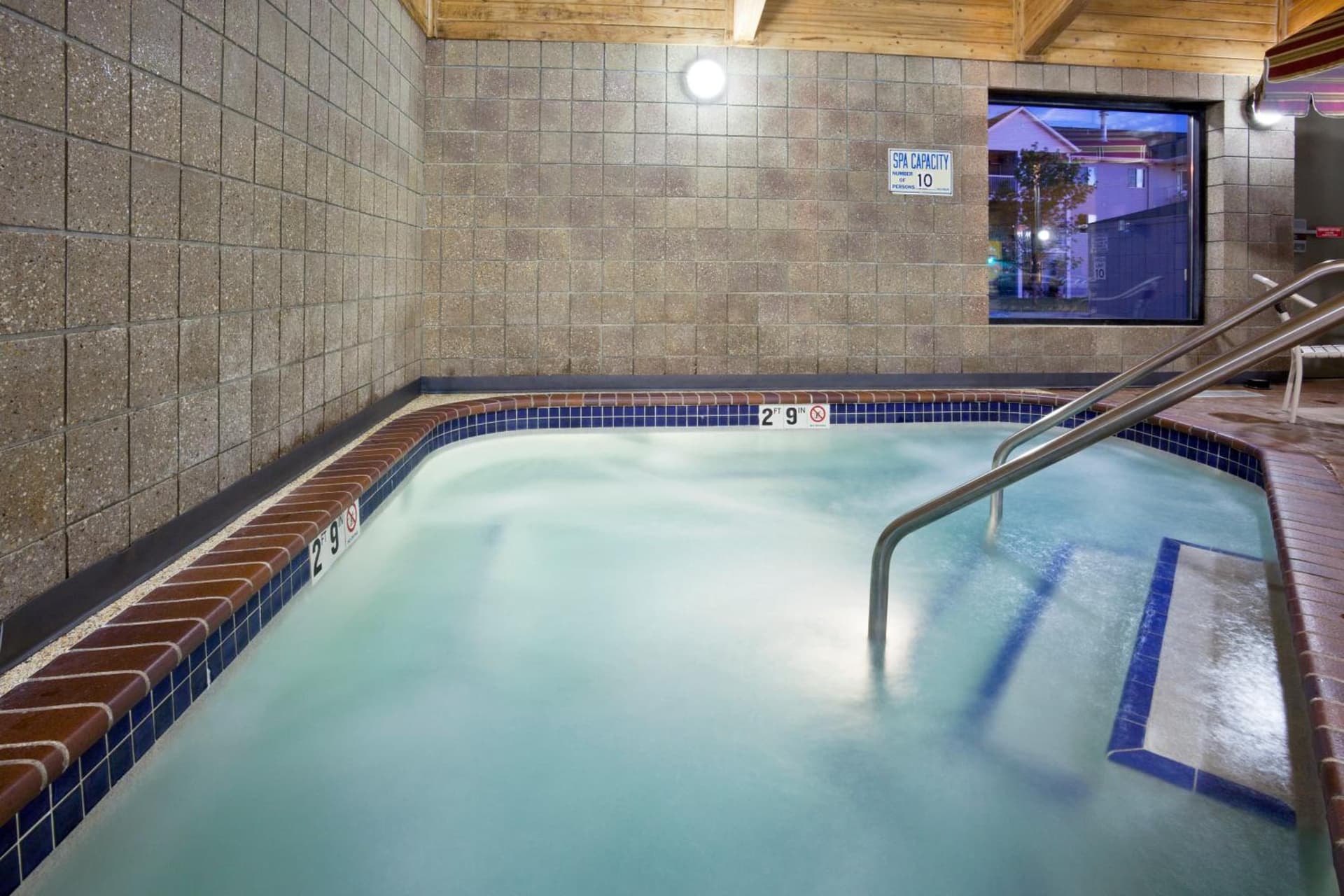 AmericInn by Wyndham Fargo West Acres gallery photo in Fargo, ND — image 42