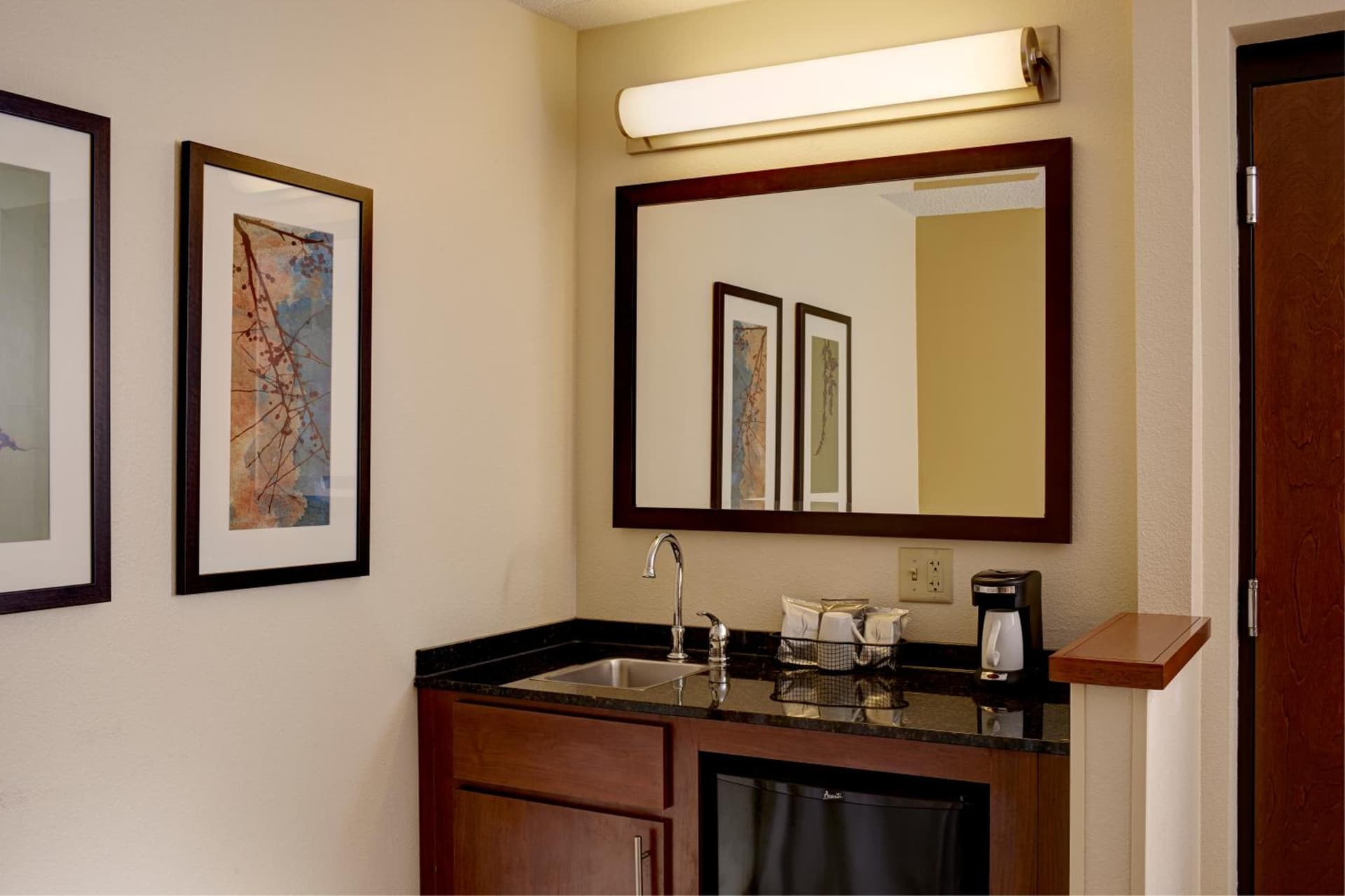 Hyatt Place Fort Wayne - Northwest gallery photo in Fort Wayne, IN — image 10