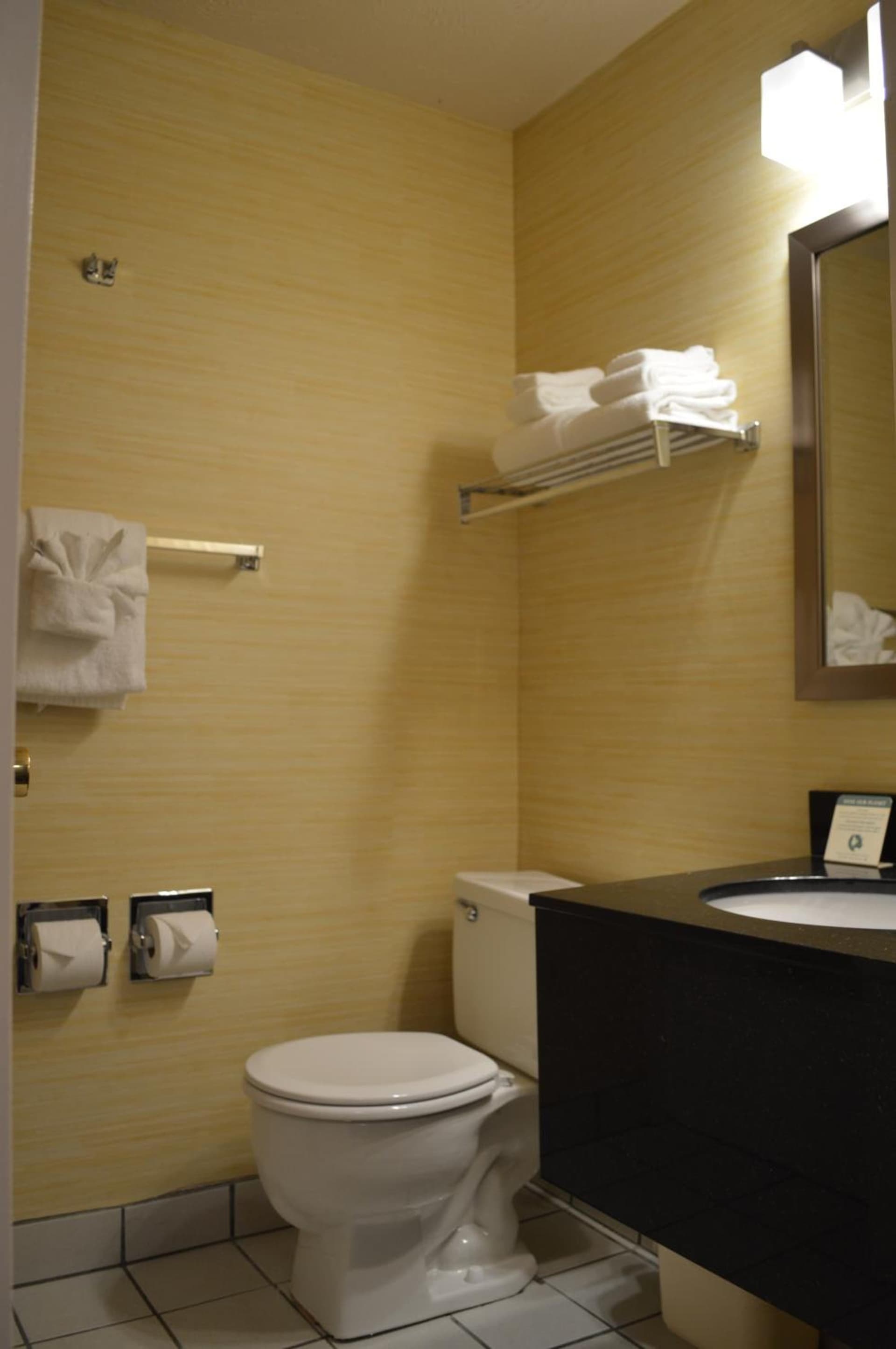 Best Western Cascadia Inn gallery photo in Everett, WA — image 54