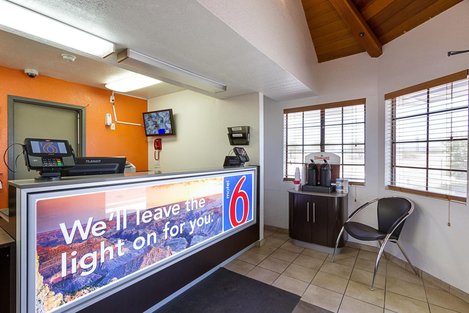 Motel 6-Mesa, AZ - South gallery photo in Mesa, AZ — image 39