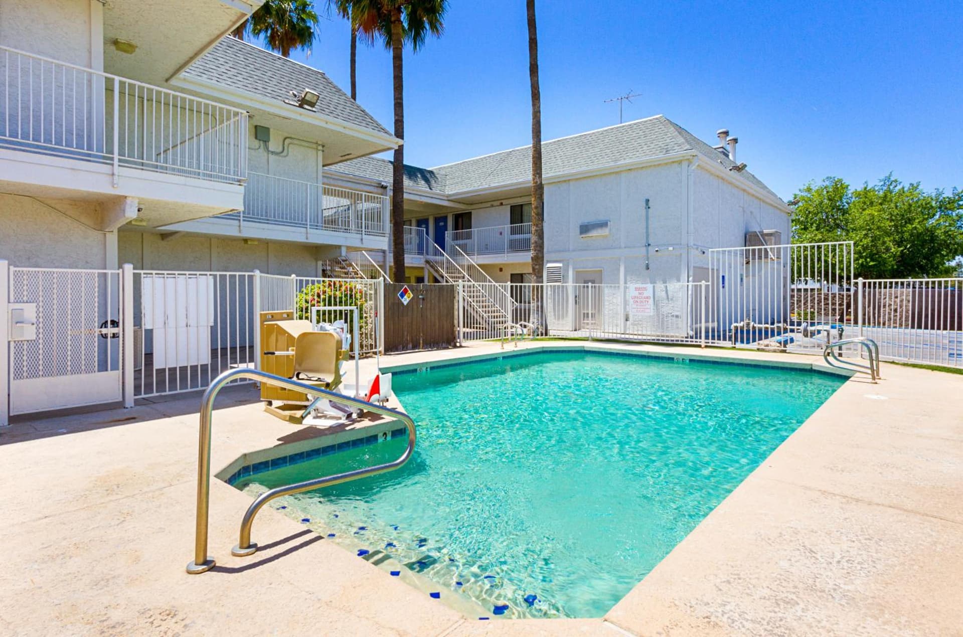 Motel 6-Mesa, AZ - South gallery photo in Mesa, AZ — image 9