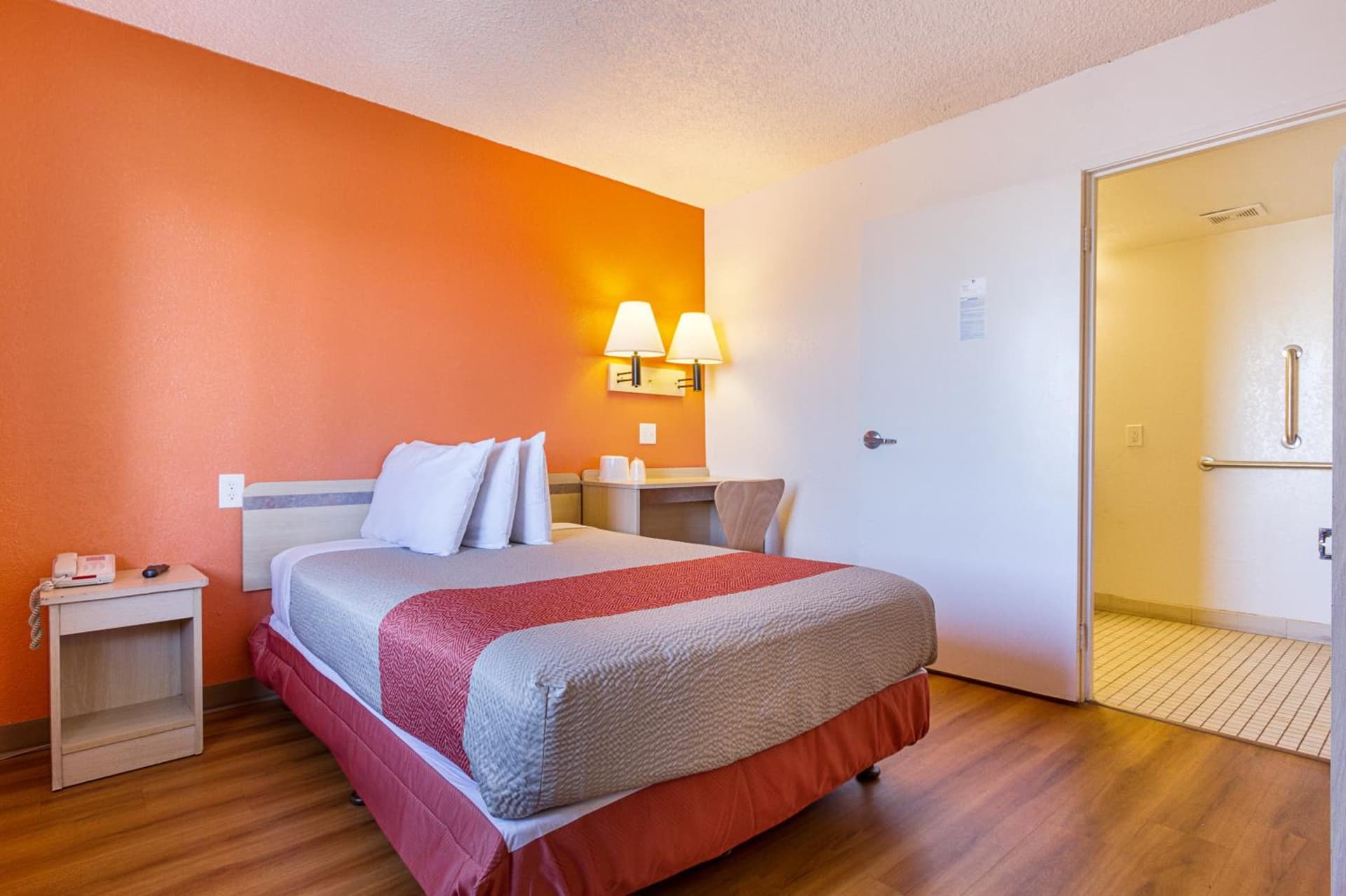 Motel 6-Mesa, AZ - South gallery photo in Mesa, AZ — image 50