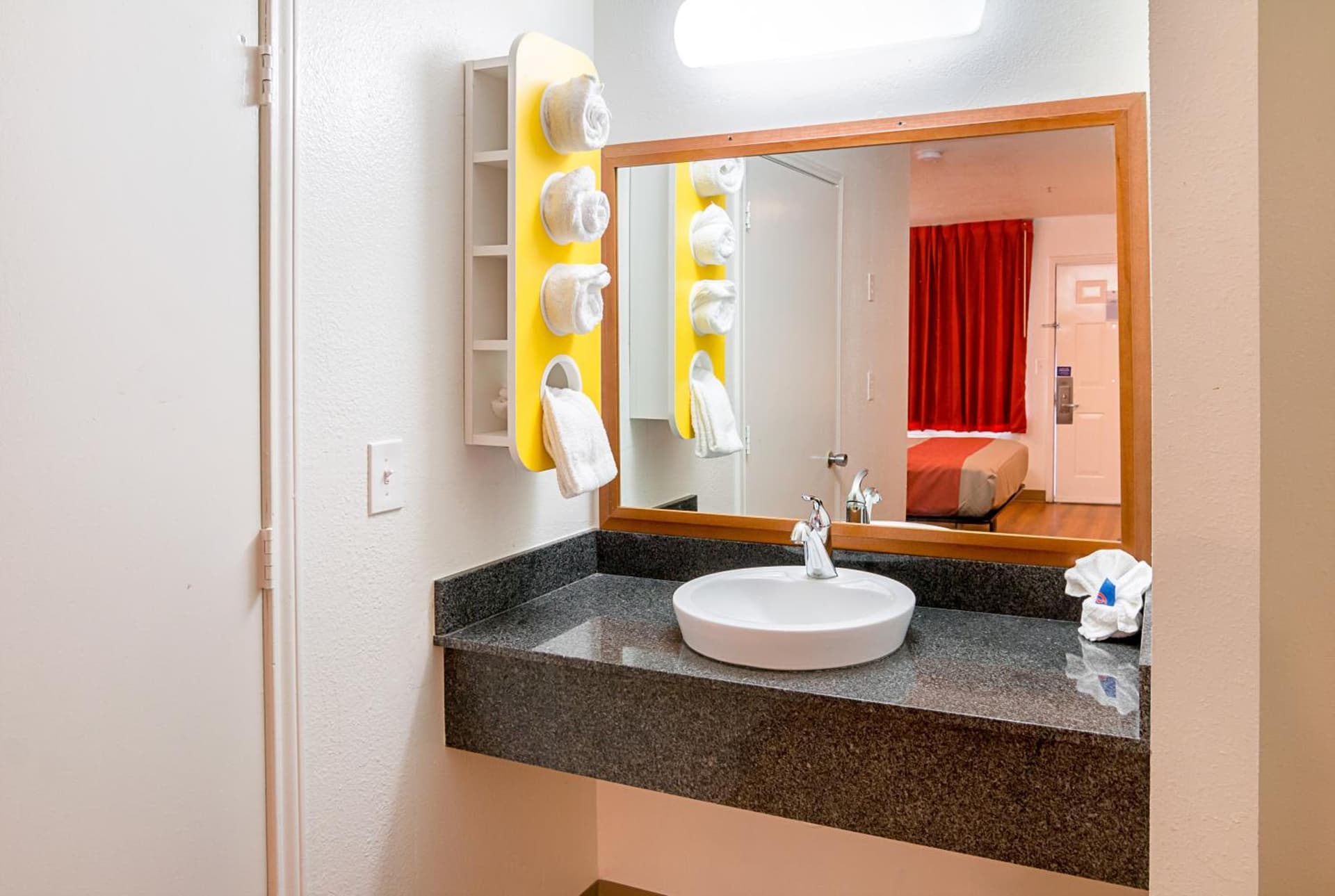 Motel 6-Grand Prairie, TX - Near Six Flags Drive gallery photo in Grand Prairie, TX — image 25