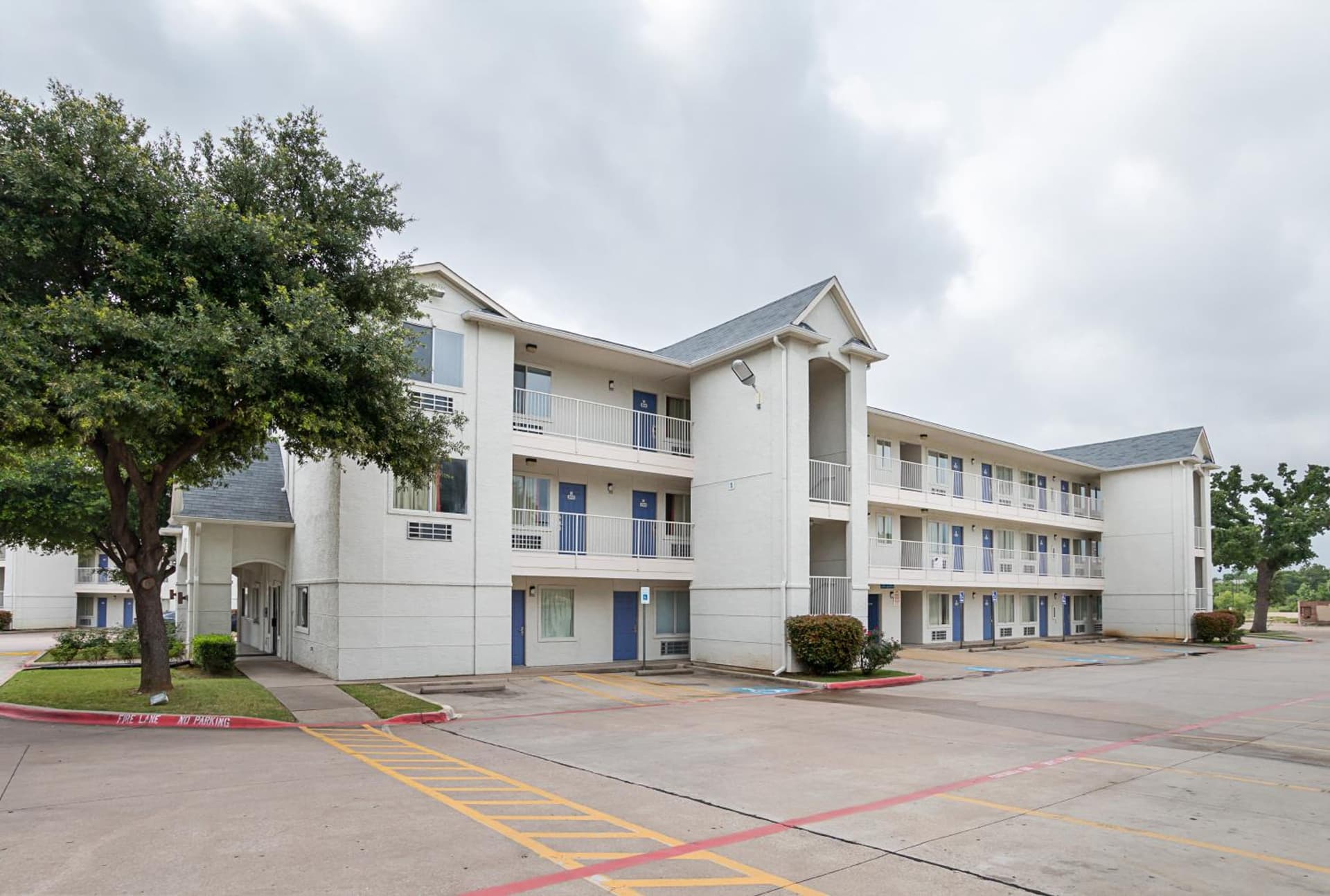 Motel 6-Grand Prairie, TX - Near Six Flags Drive gallery photo in Grand Prairie, TX — image 31