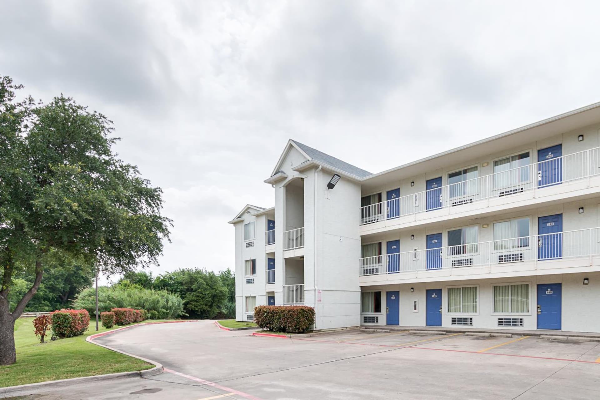 Motel 6-Grand Prairie, TX - Near Six Flags Drive gallery photo in Grand Prairie, TX — image 19