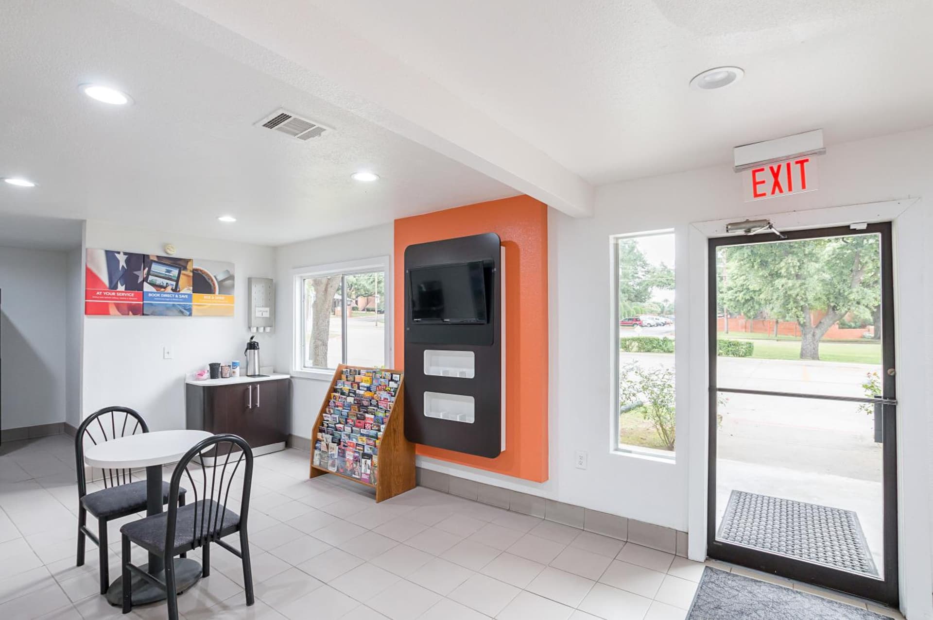 Motel 6-Grand Prairie, TX - Near Six Flags Drive gallery photo in Grand Prairie, TX — image 33