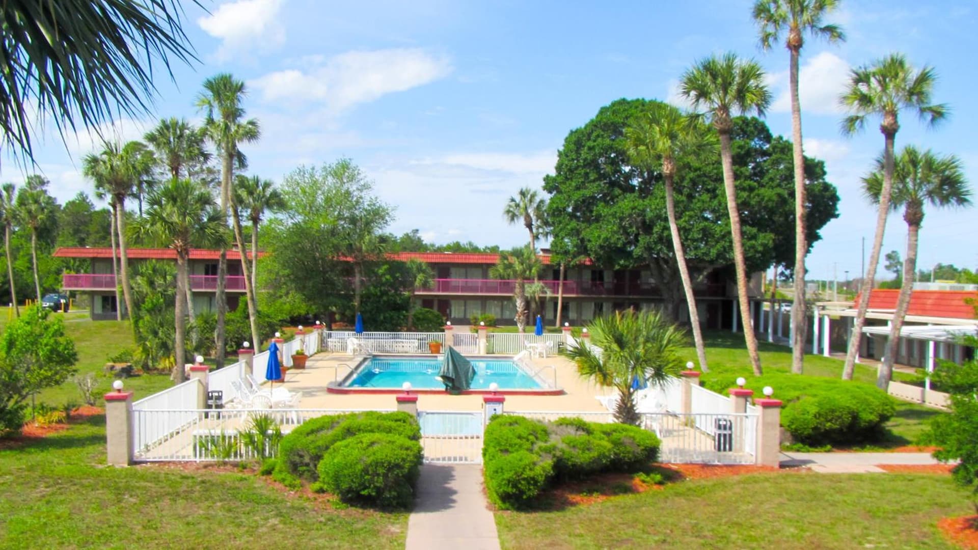 Motel 6-Spring Hill, FL - Weeki Wachee property views in Weeki Wachee, FL — gallery photo 3