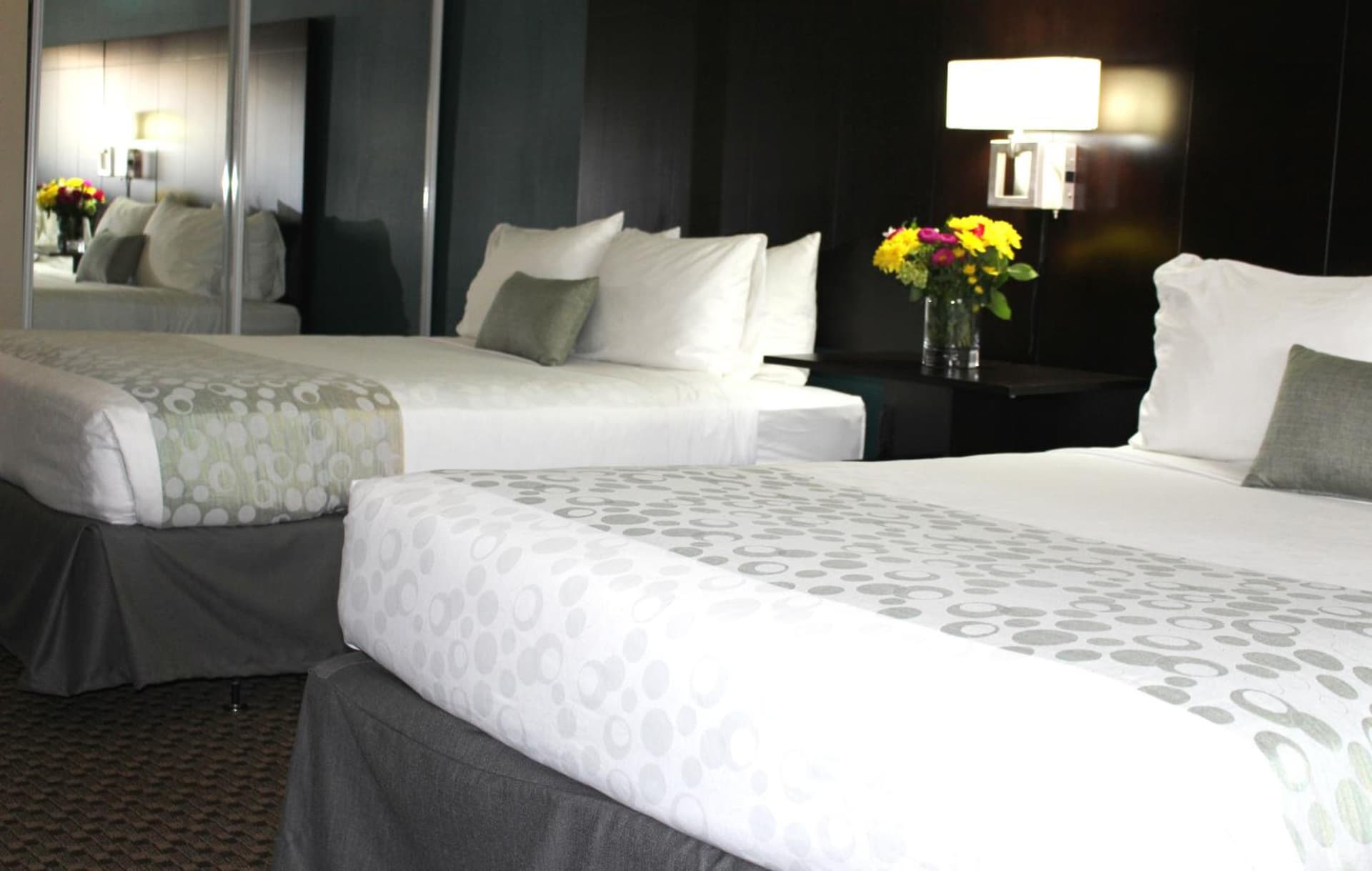 Best Western PLUS La Mesa San Diego interior in La Mesa, CA — gallery photo 2