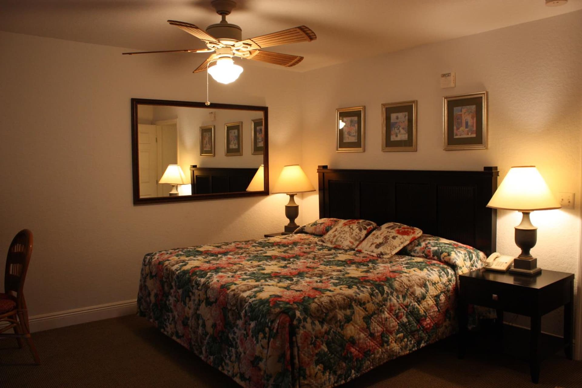 Lake Roy Beach Inn - Winter Haven gallery photo in Winter Haven, FL — image 24