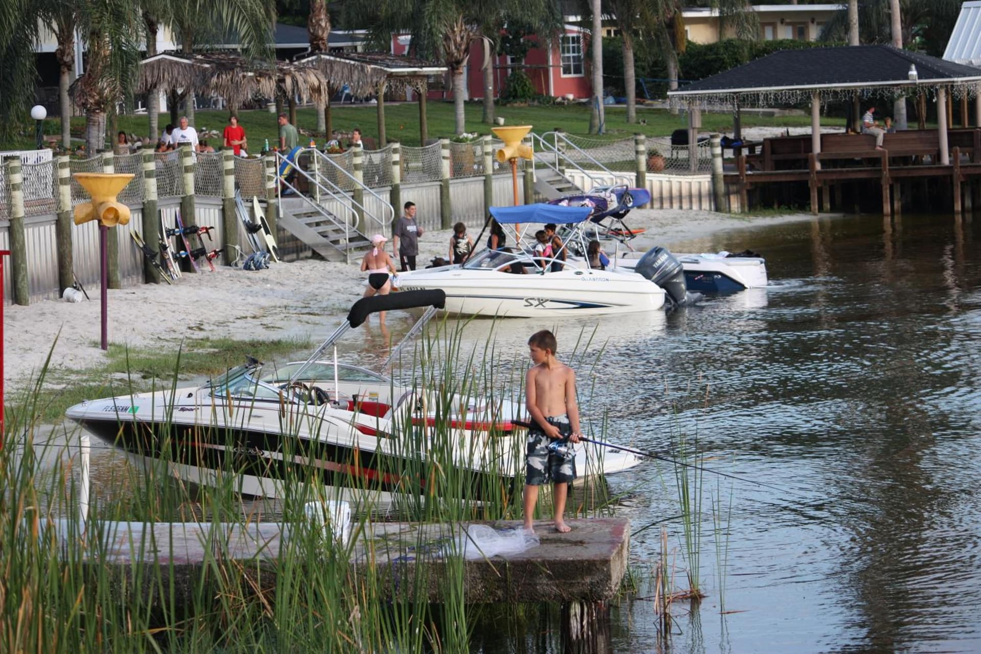Lake Roy Beach Inn - Winter Haven gallery photo in Winter Haven, FL — image 15