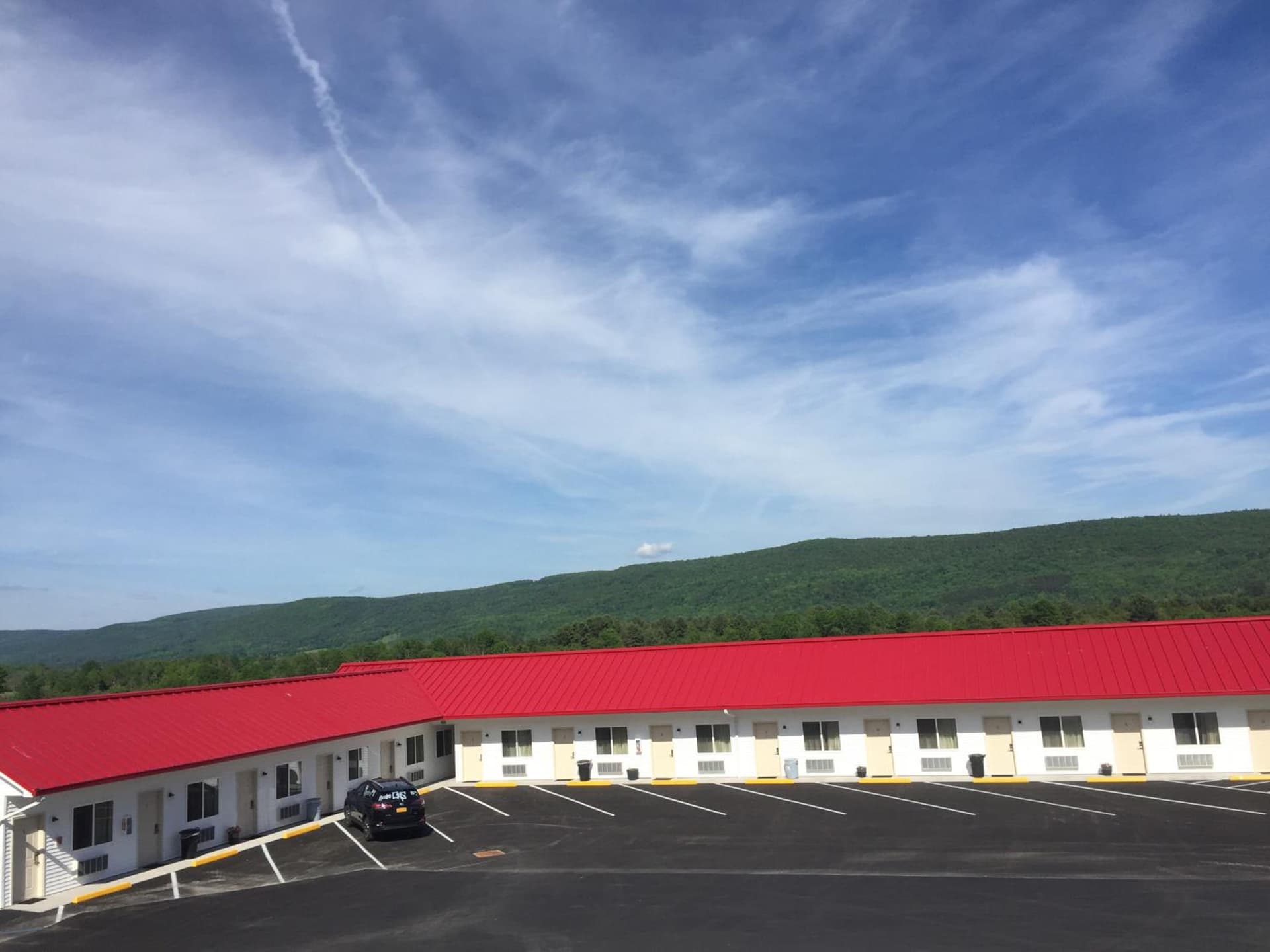 Apple Inn and Suites Cooperstown Area featured exterior or lobby in Milford, NY — similar hotel