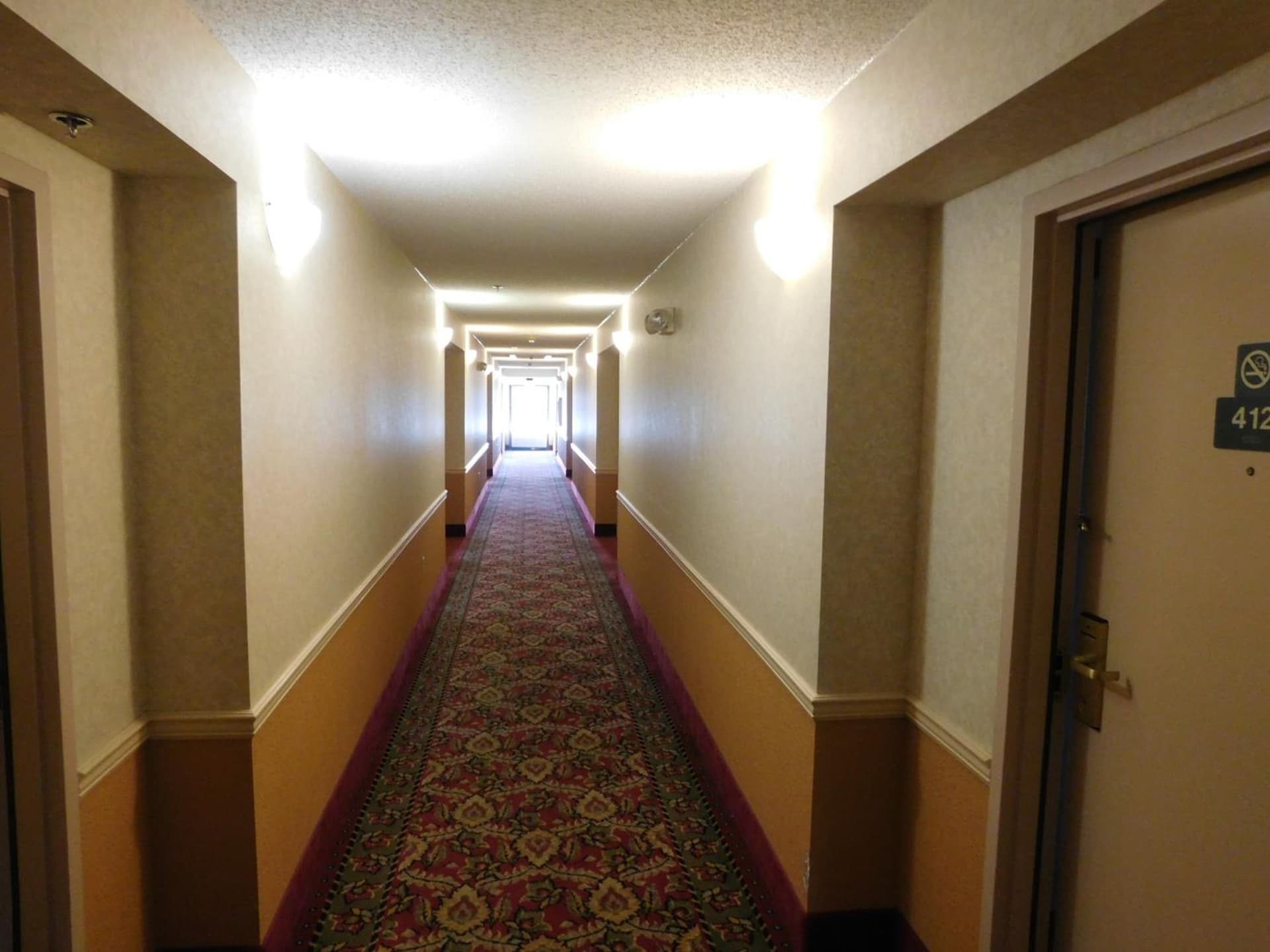 Days Inn & Suites by Wyndham Cedar Rapids gallery photo in Cedar Rapids, IA — image 10