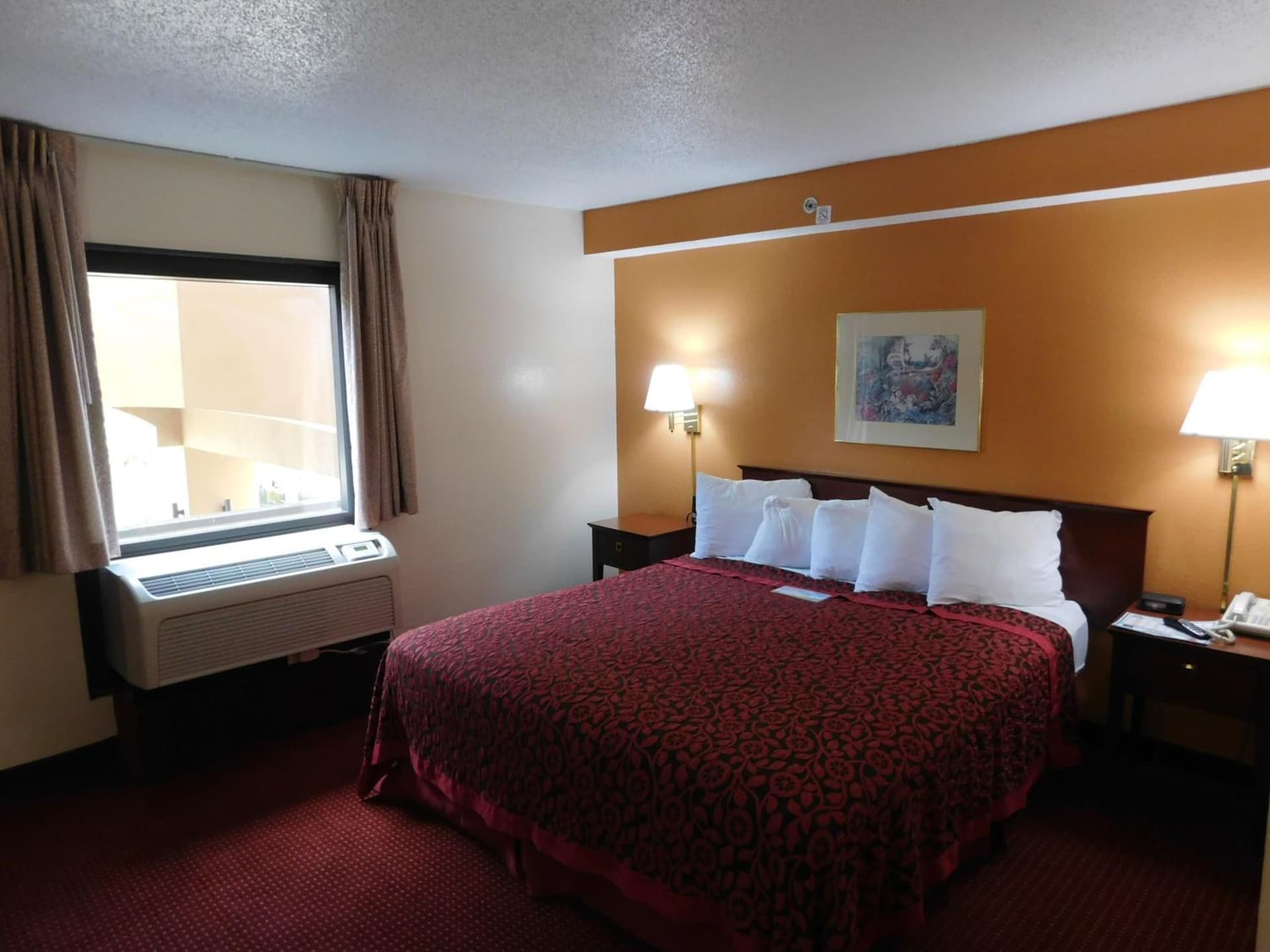Days Inn & Suites by Wyndham Cedar Rapids gallery photo in Cedar Rapids, IA — image 8