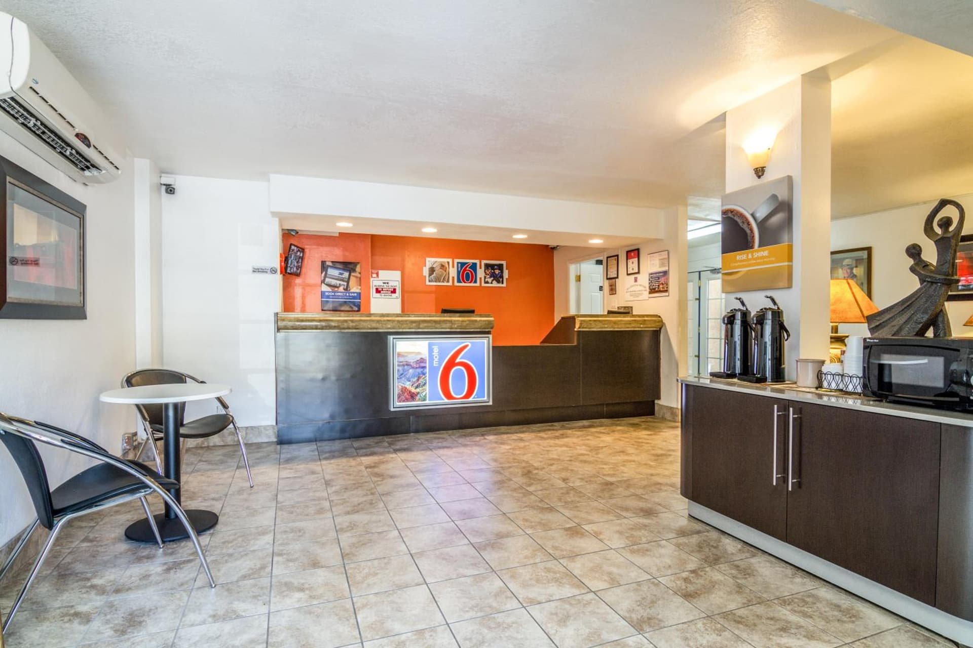 Motel 6 Glendale Phoenix gallery photo in Glendale, AZ — image 19