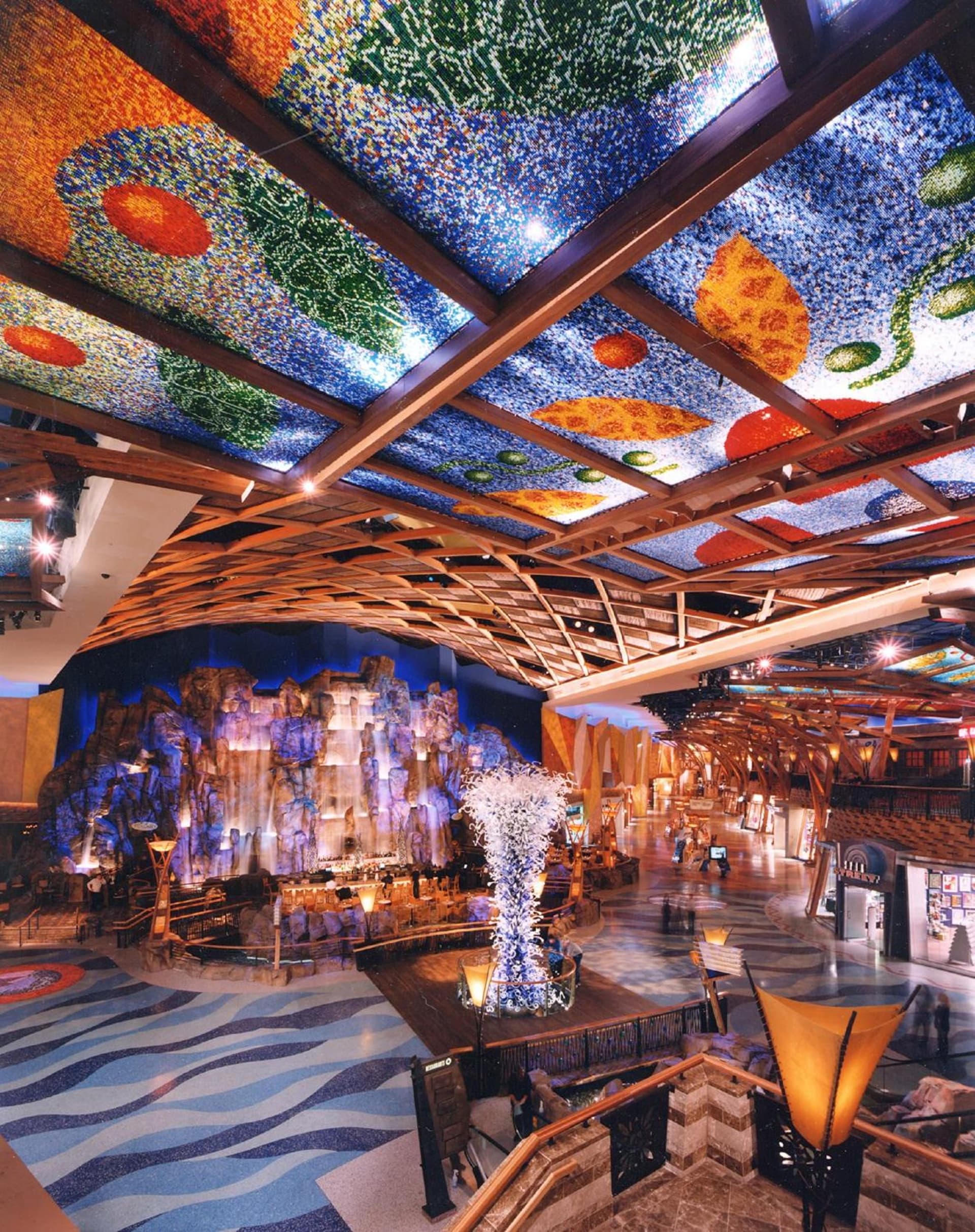 Mohegan Sun gallery photo in Uncasville, CT — image 12