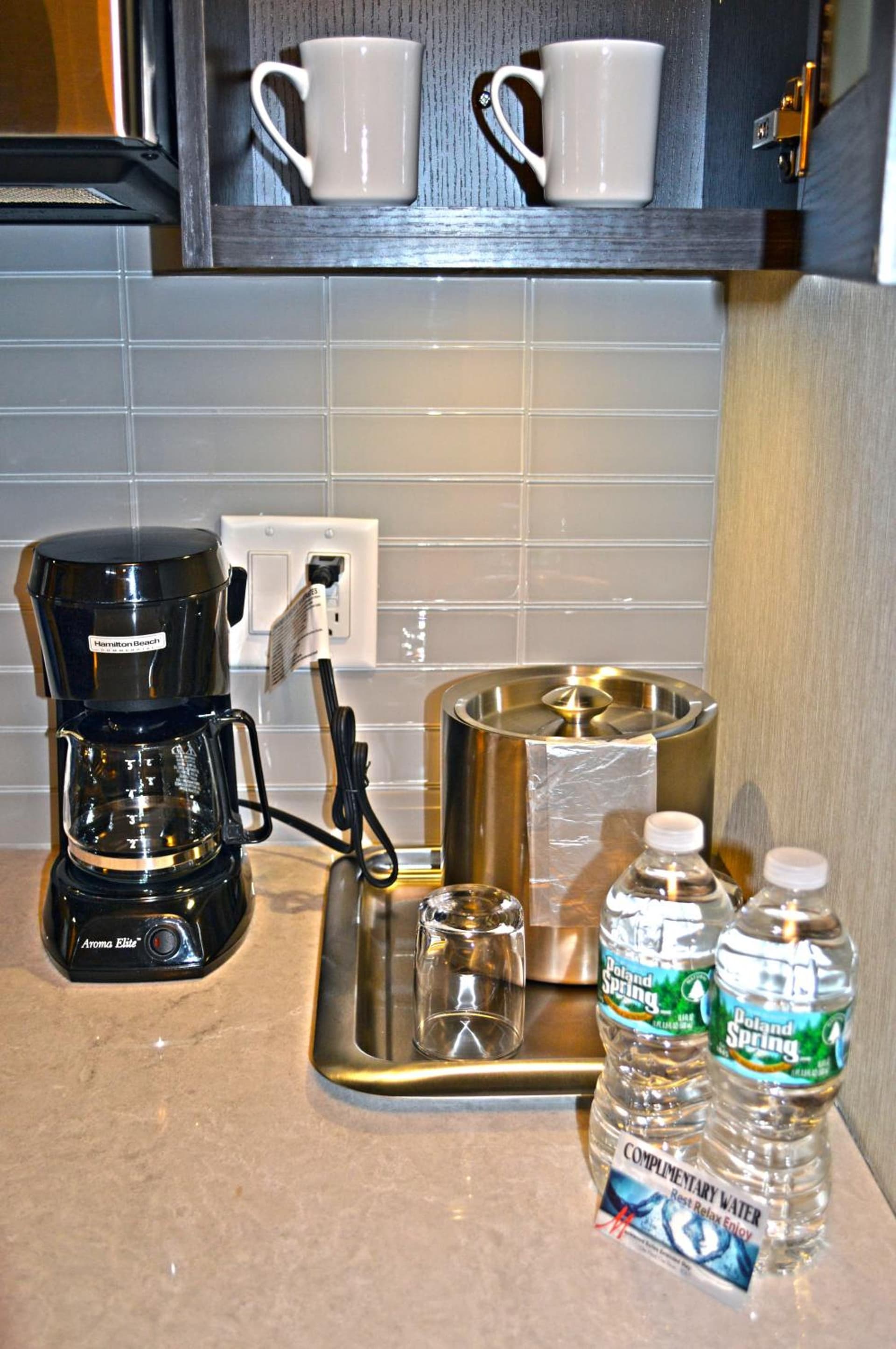 Holiday Inn & Suites Syracuse Airport - Liverpool by IHG gallery photo in Liverpool, NY — image 19