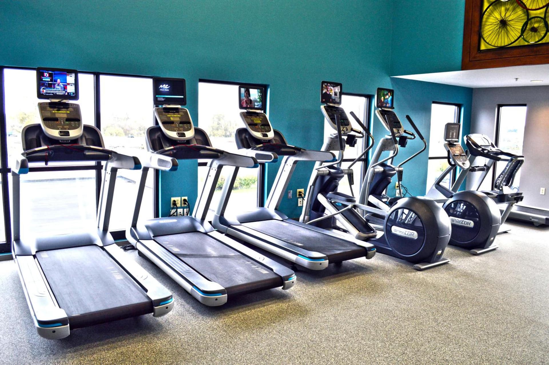 Holiday Inn & Suites Syracuse Airport - Liverpool by IHG gallery photo in Liverpool, NY — image 46