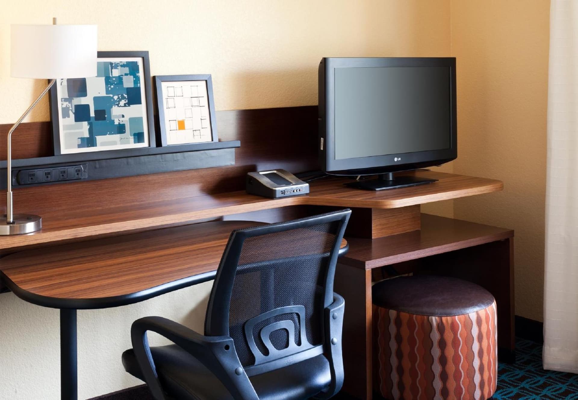 Country Inn & Suites by Radisson, Phoenix Airport, AZ gallery photo in Phoenix, AZ — image 24