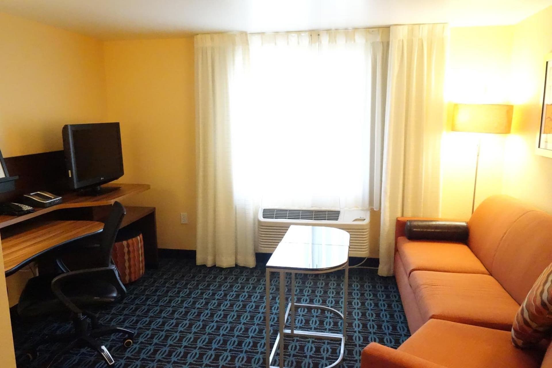 Country Inn & Suites by Radisson, Phoenix Airport, AZ gallery photo in Phoenix, AZ — image 47