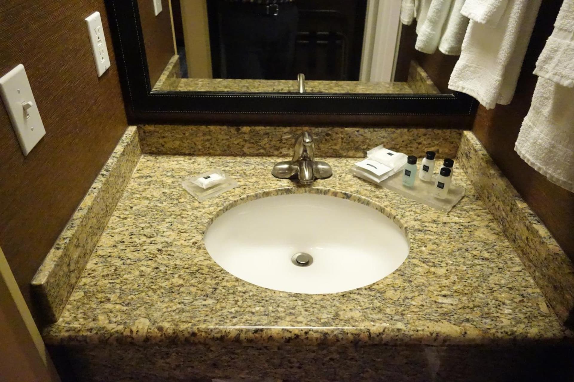 Country Inn & Suites by Radisson, Phoenix Airport, AZ gallery photo in Phoenix, AZ — image 48