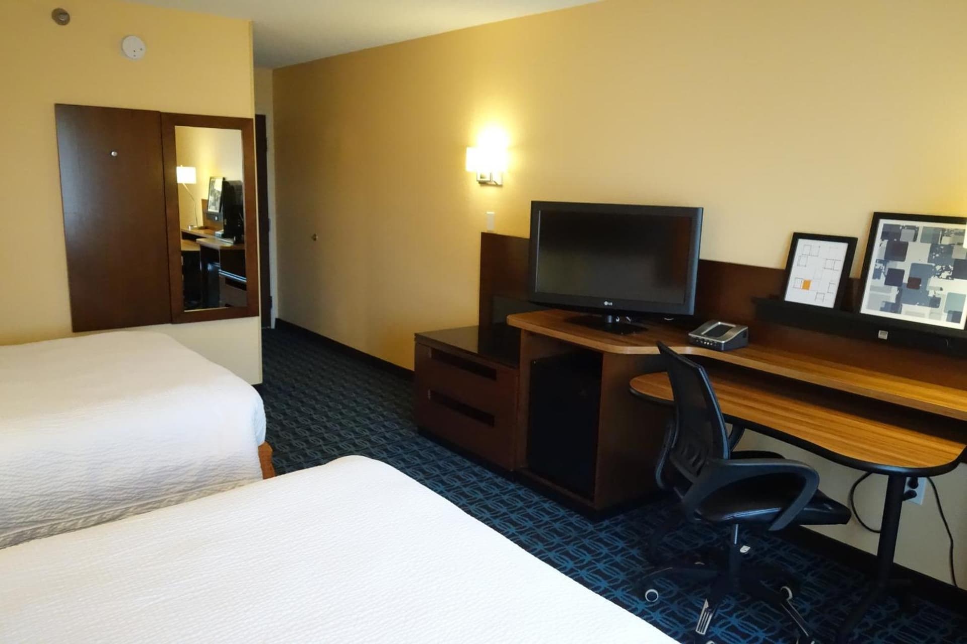 Country Inn & Suites by Radisson, Phoenix Airport, AZ gallery photo in Phoenix, AZ — image 18