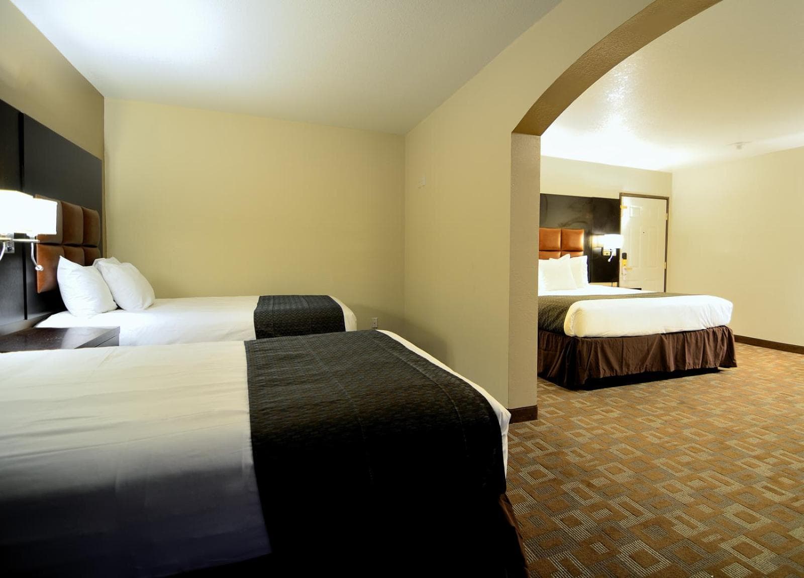 Days Inn by Wyndham Downey gallery photo in Downey, CA — image 6